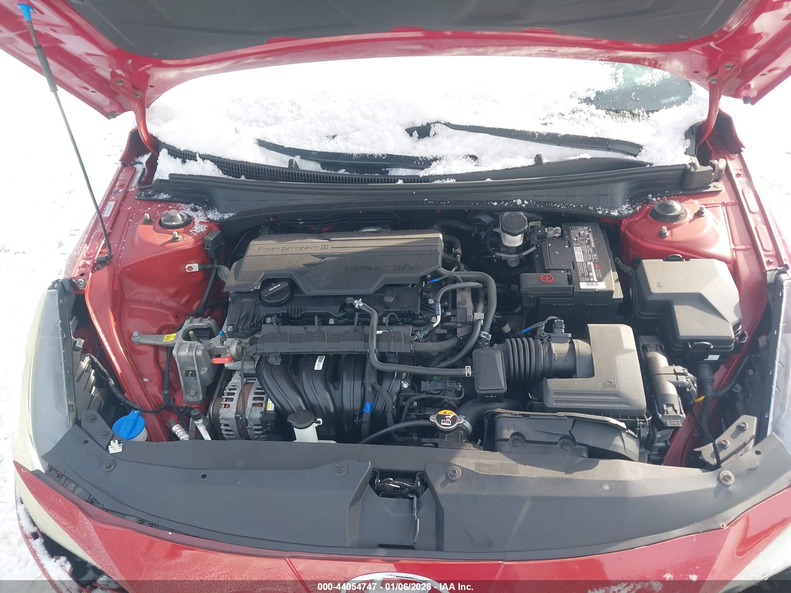 HYUNDAI ELANTRA image 10