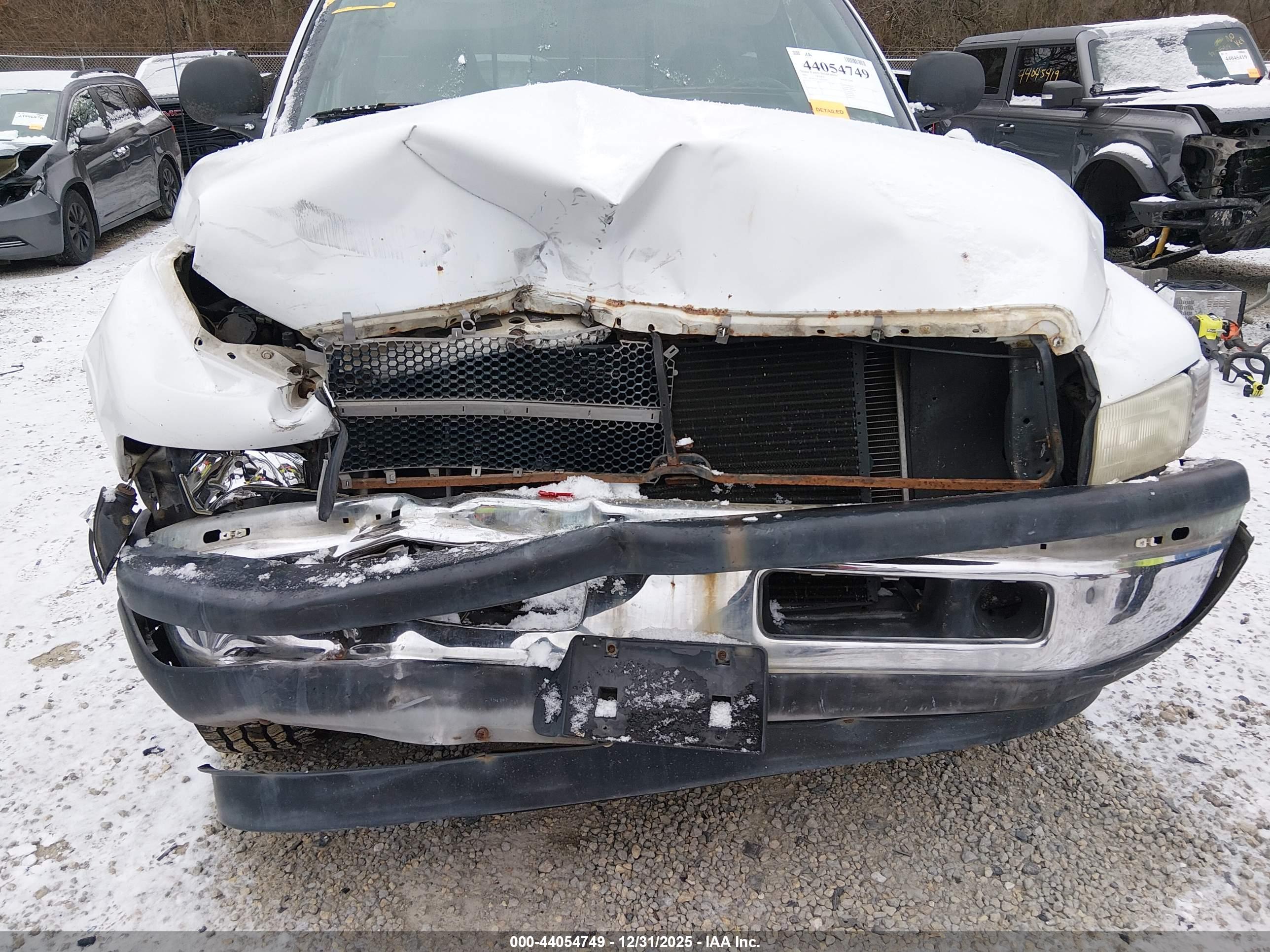 DODGE RAM image 6