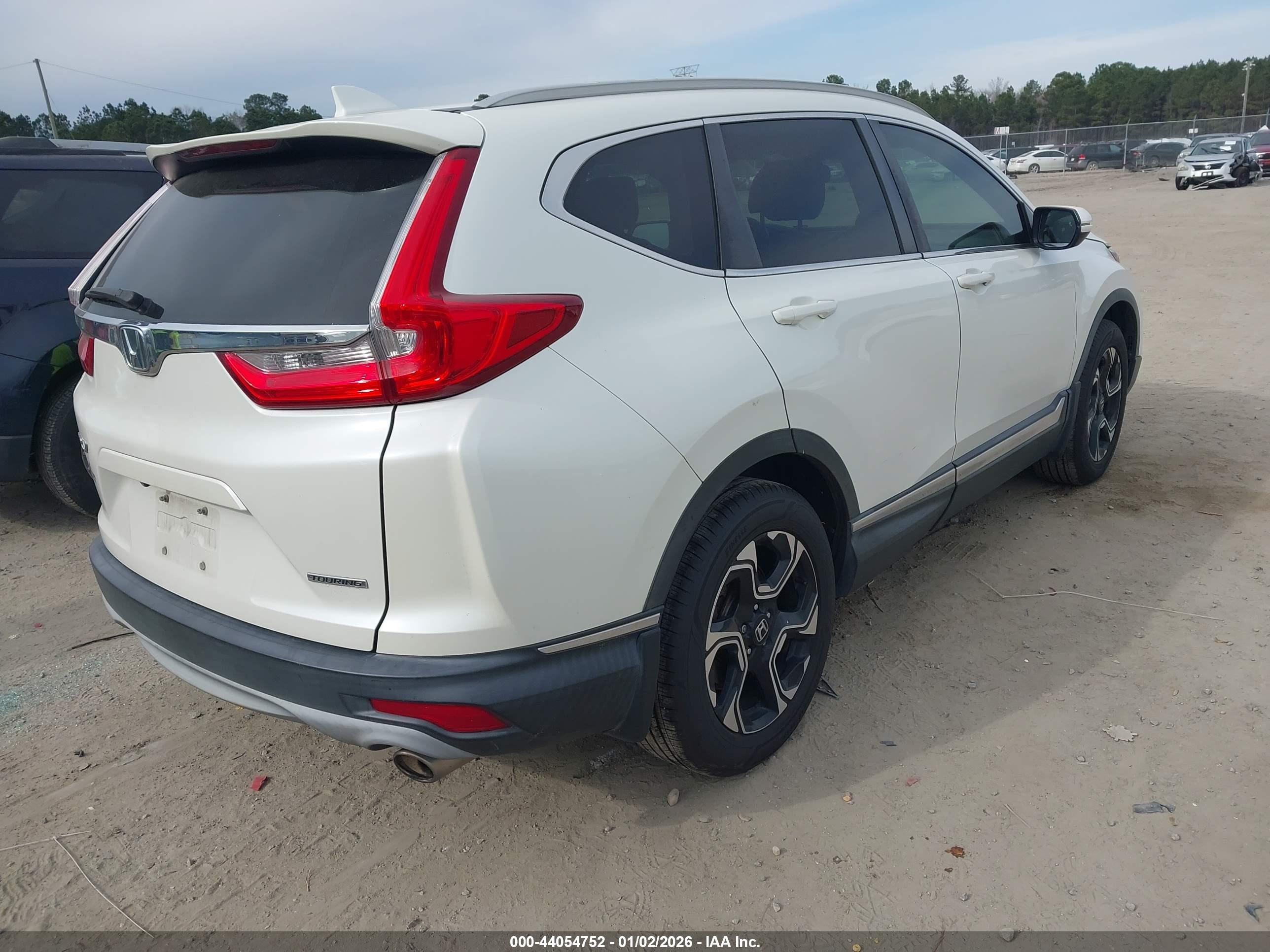 HONDA CR-V image 2