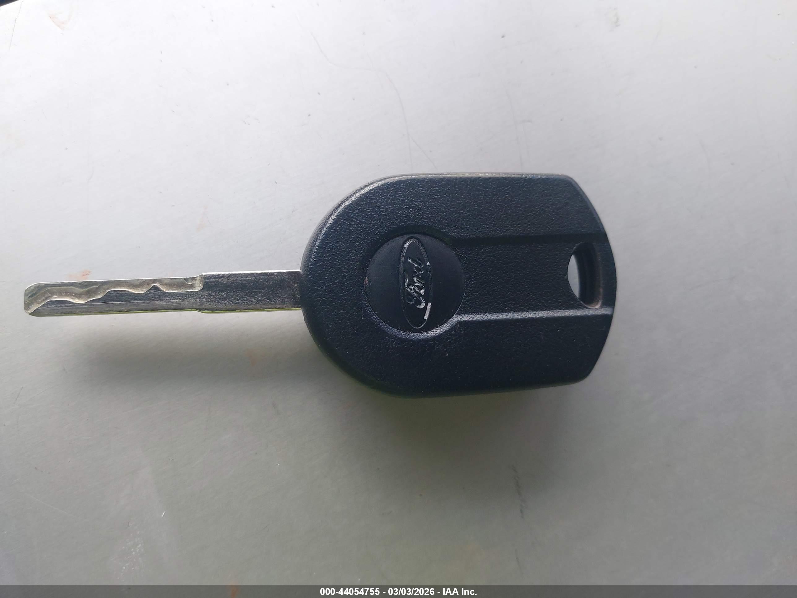 FORD ESCAPE image 11