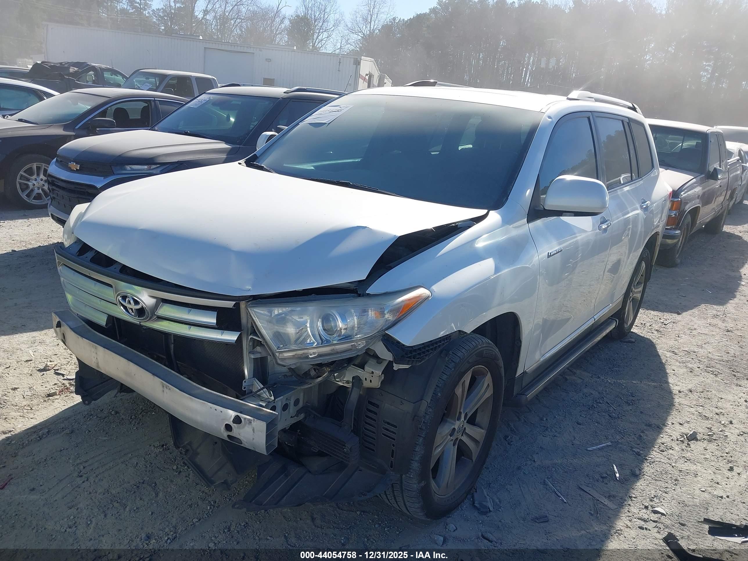 TOYOTA HIGHLANDER image 2
