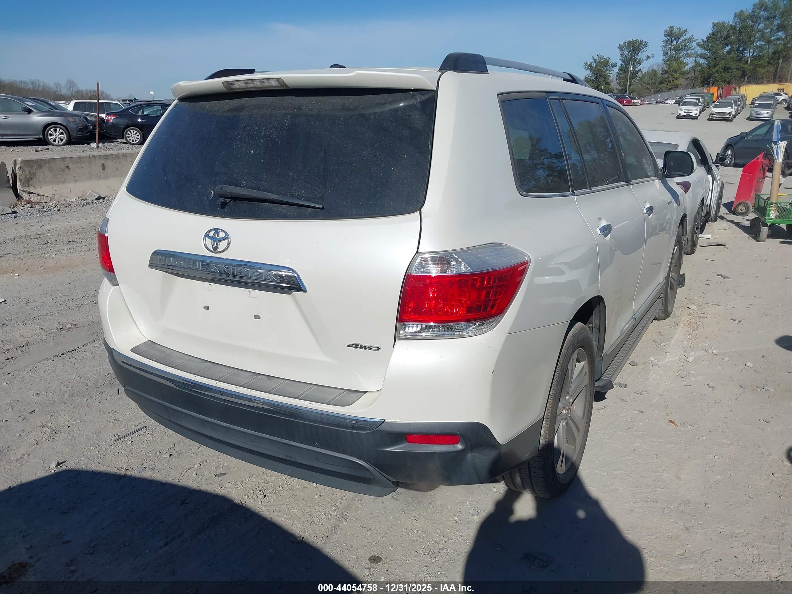TOYOTA HIGHLANDER image 4