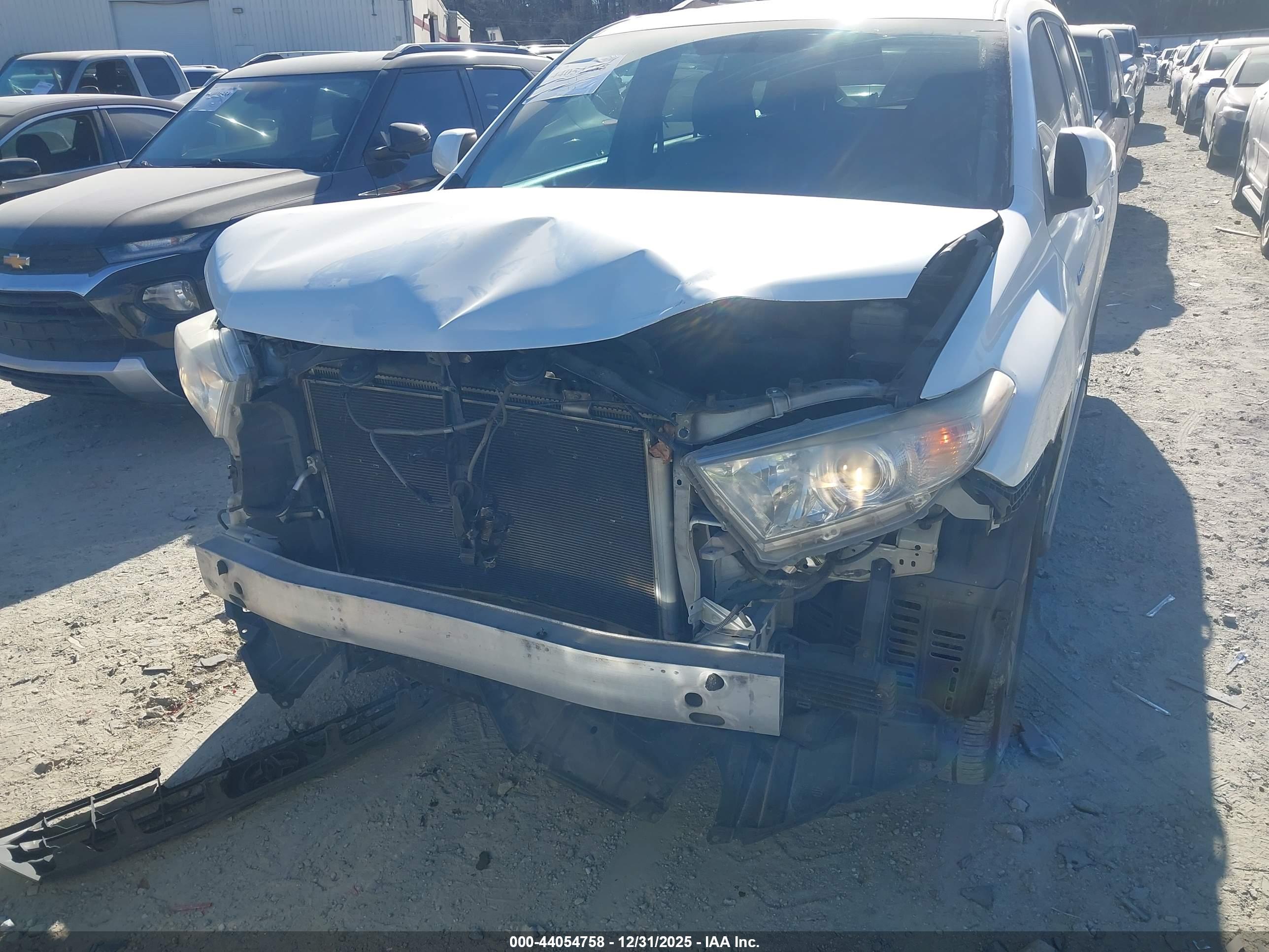 TOYOTA HIGHLANDER image 6
