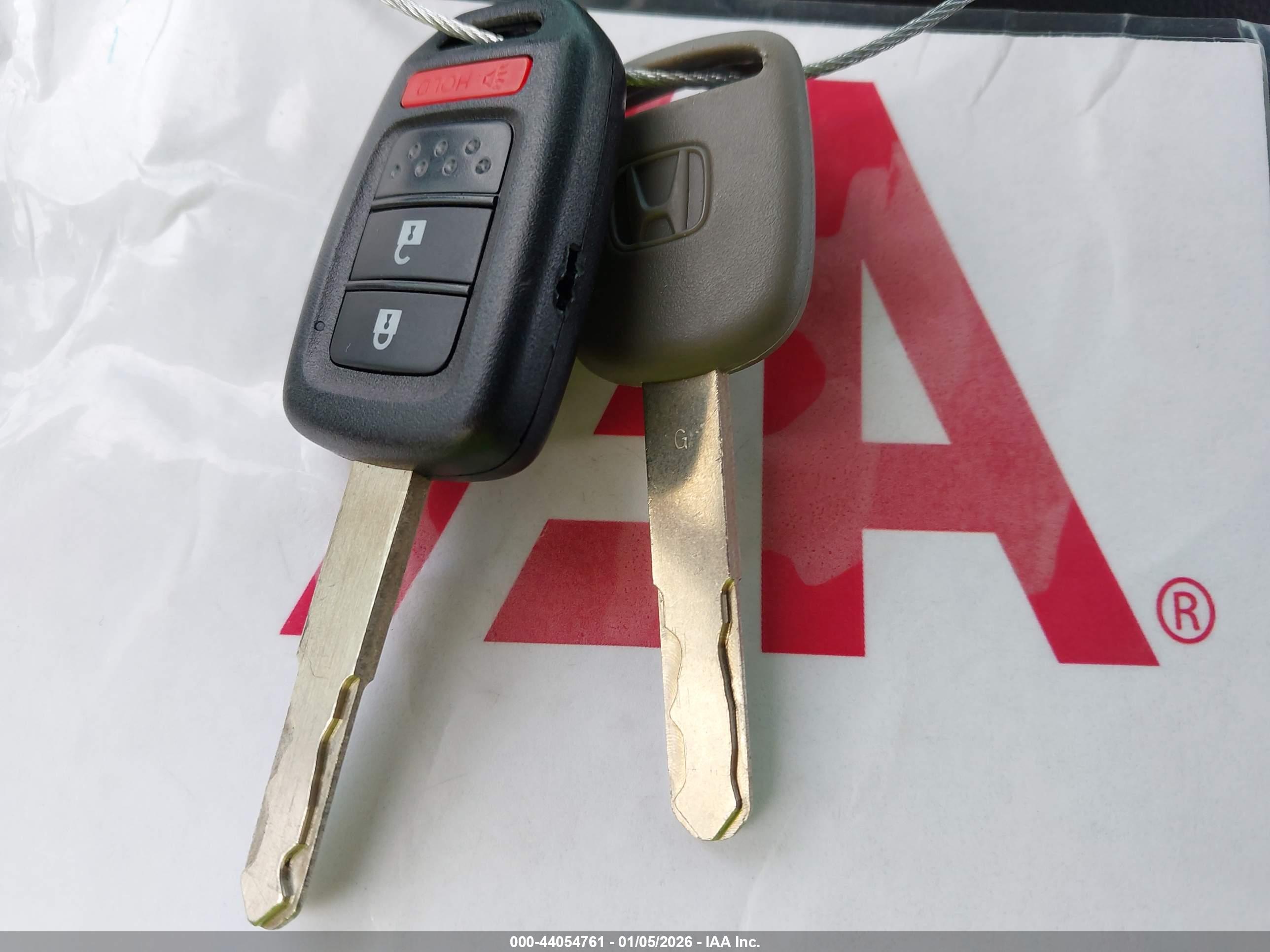 HONDA CR-V image 11