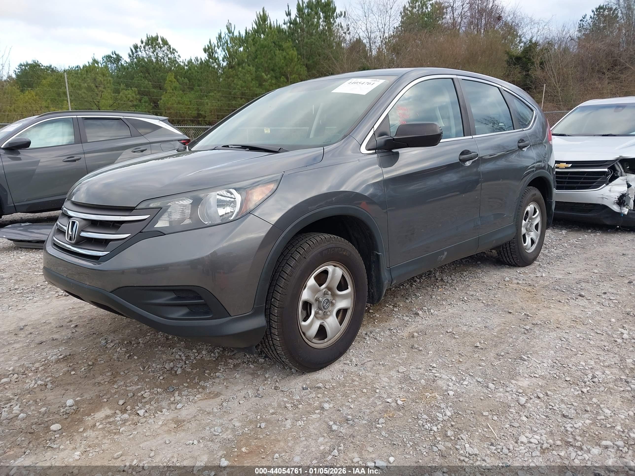 HONDA CR-V image 2
