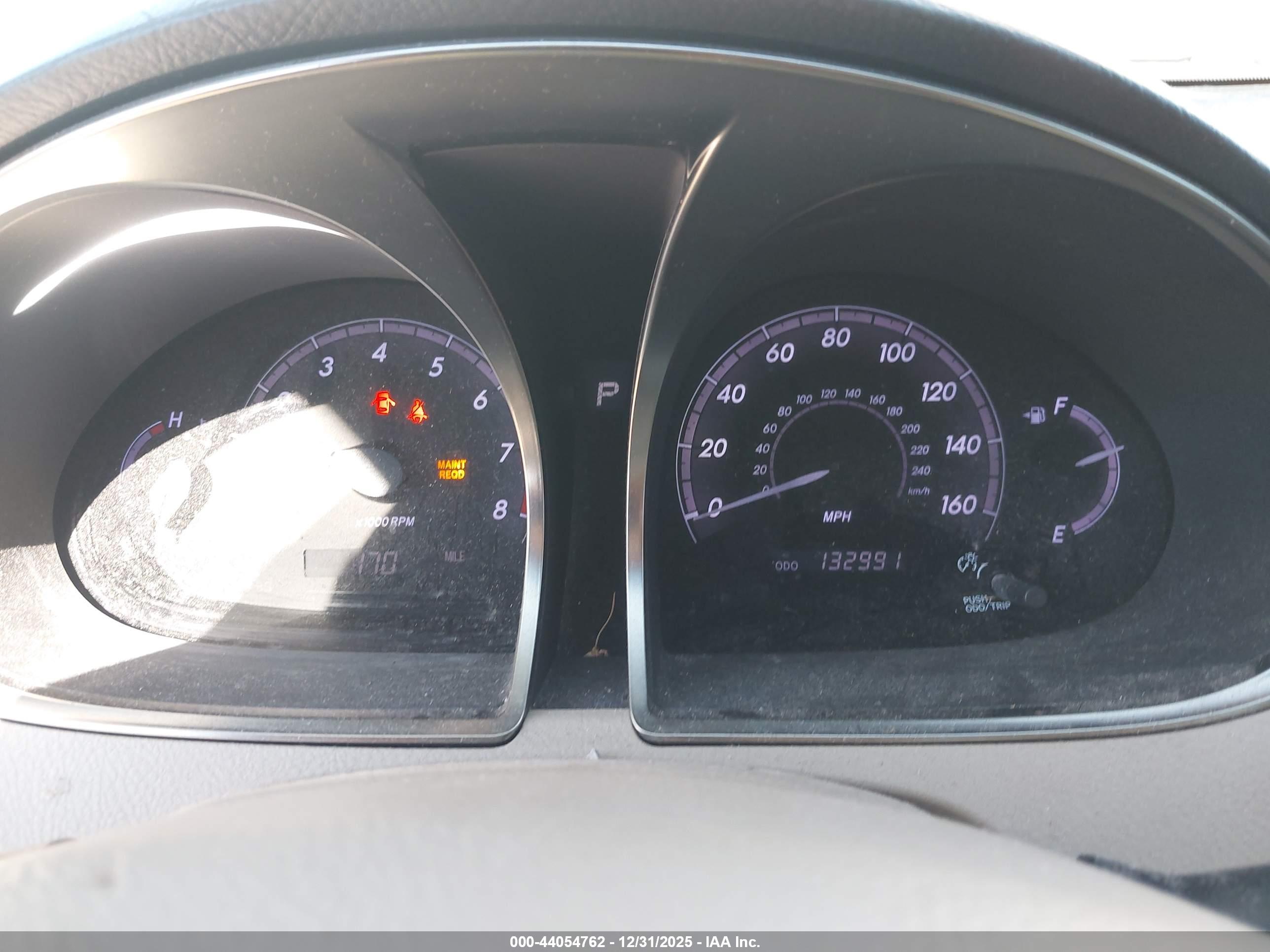TOYOTA AVALON image 7