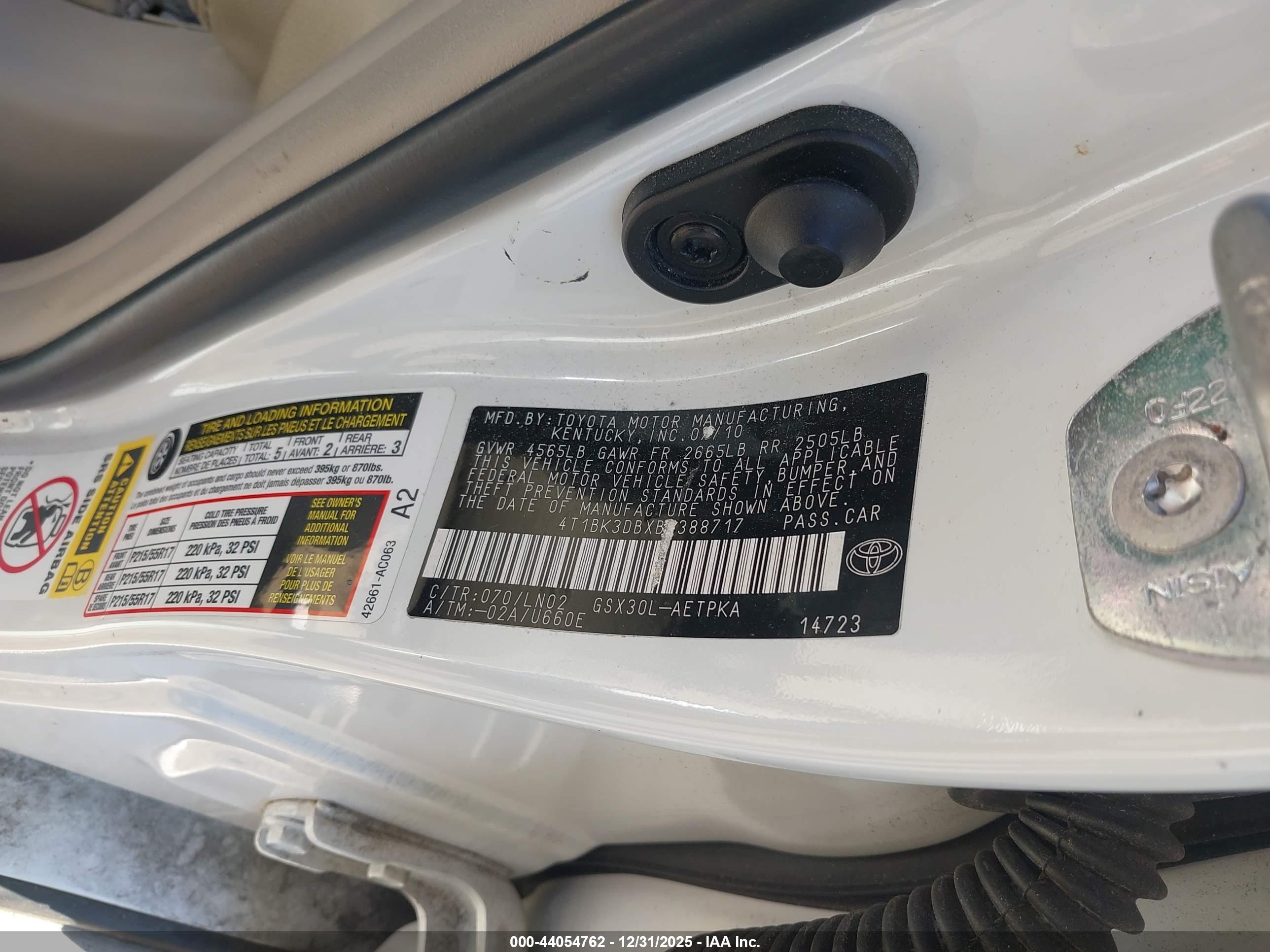 TOYOTA AVALON image 9