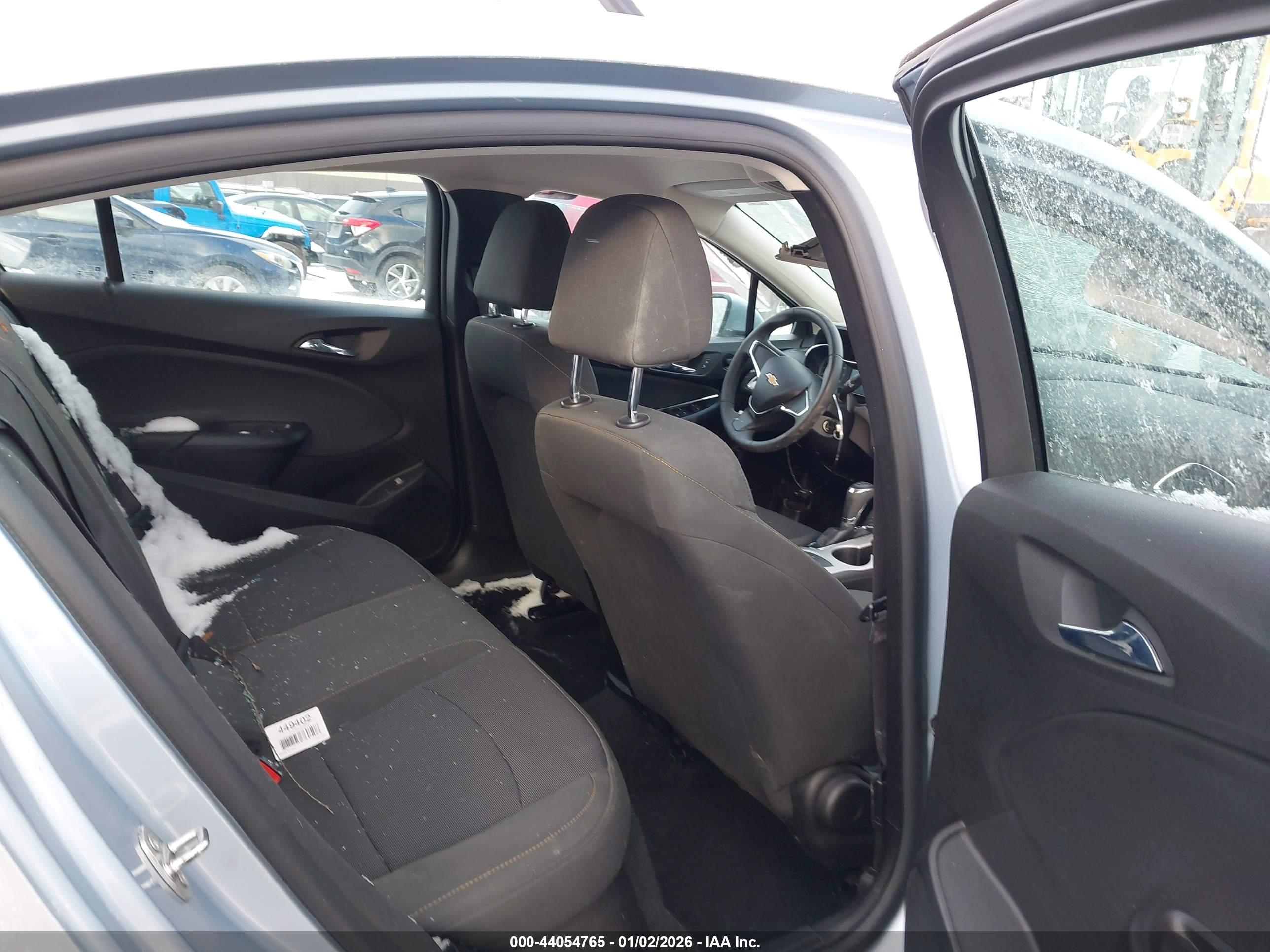 CHEVROLET CRUZE image 8