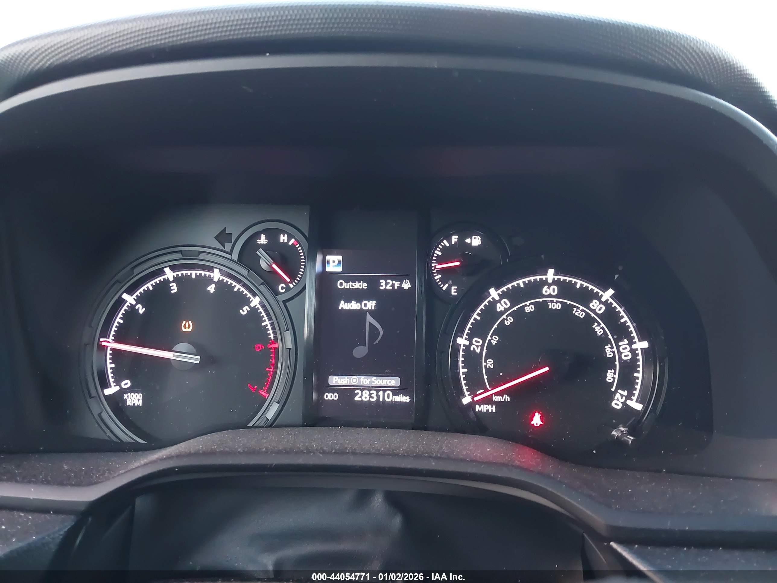 TOYOTA 4RUNNER image 7