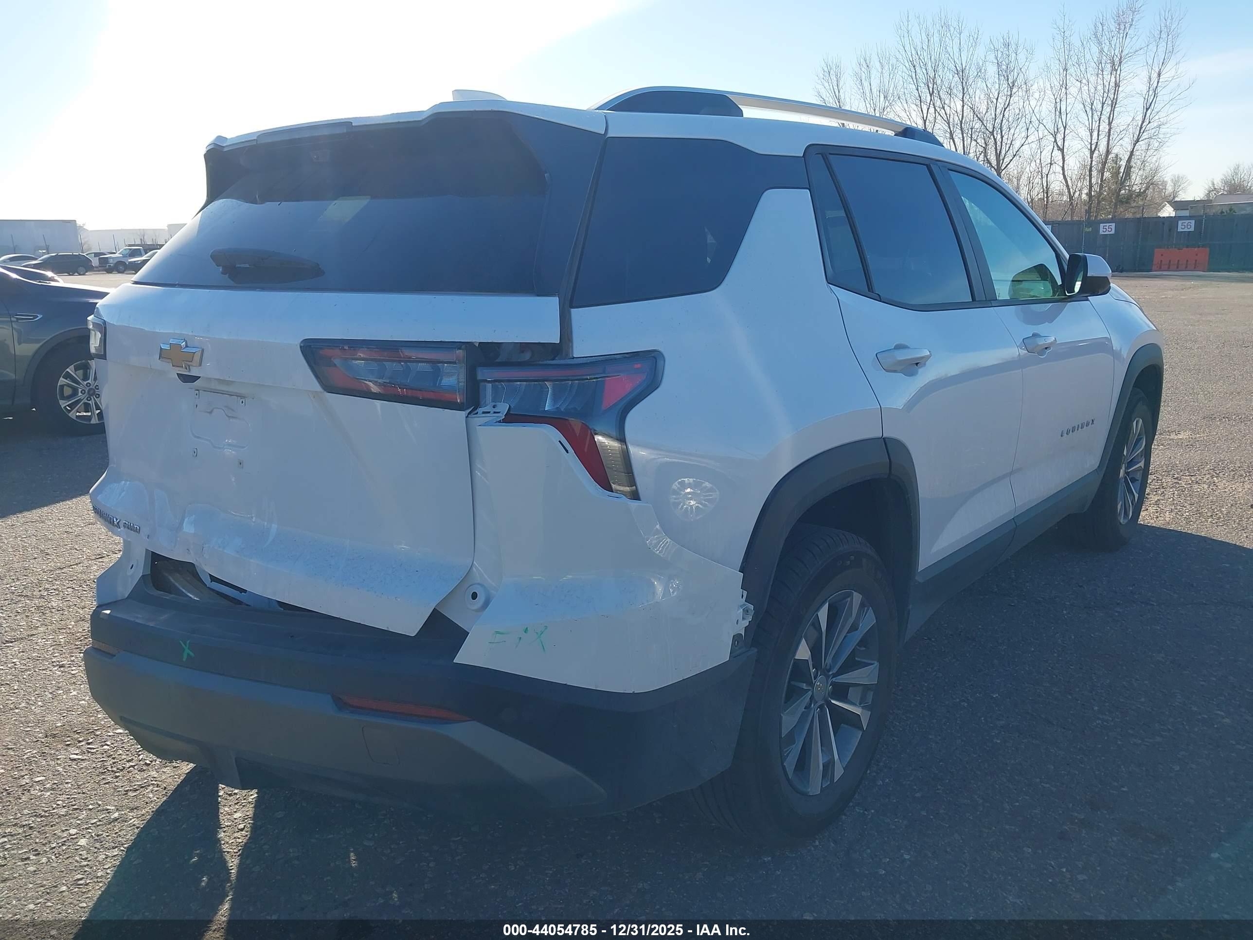 CHEVROLET EQUINOX image 4