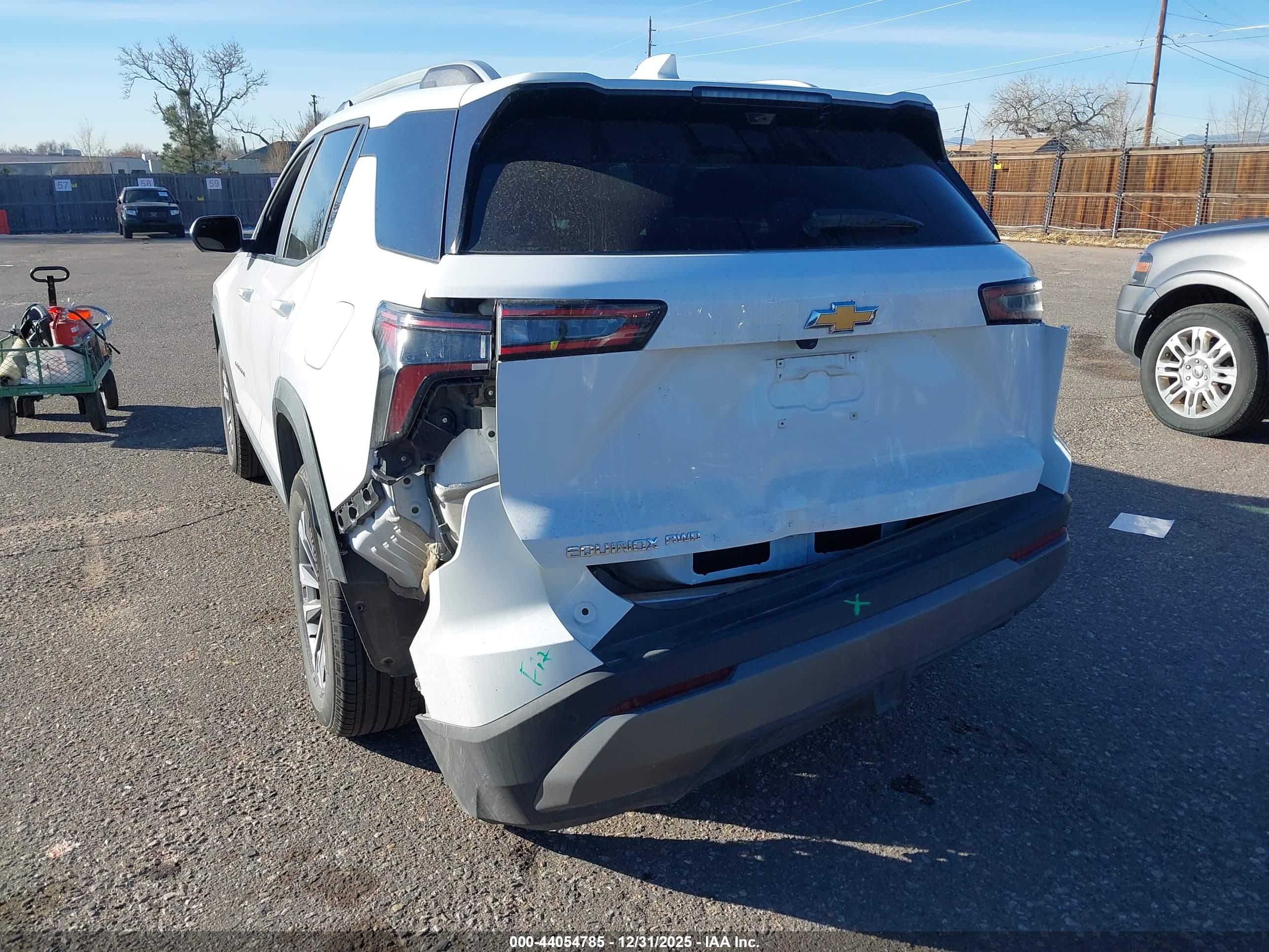 CHEVROLET EQUINOX image 6