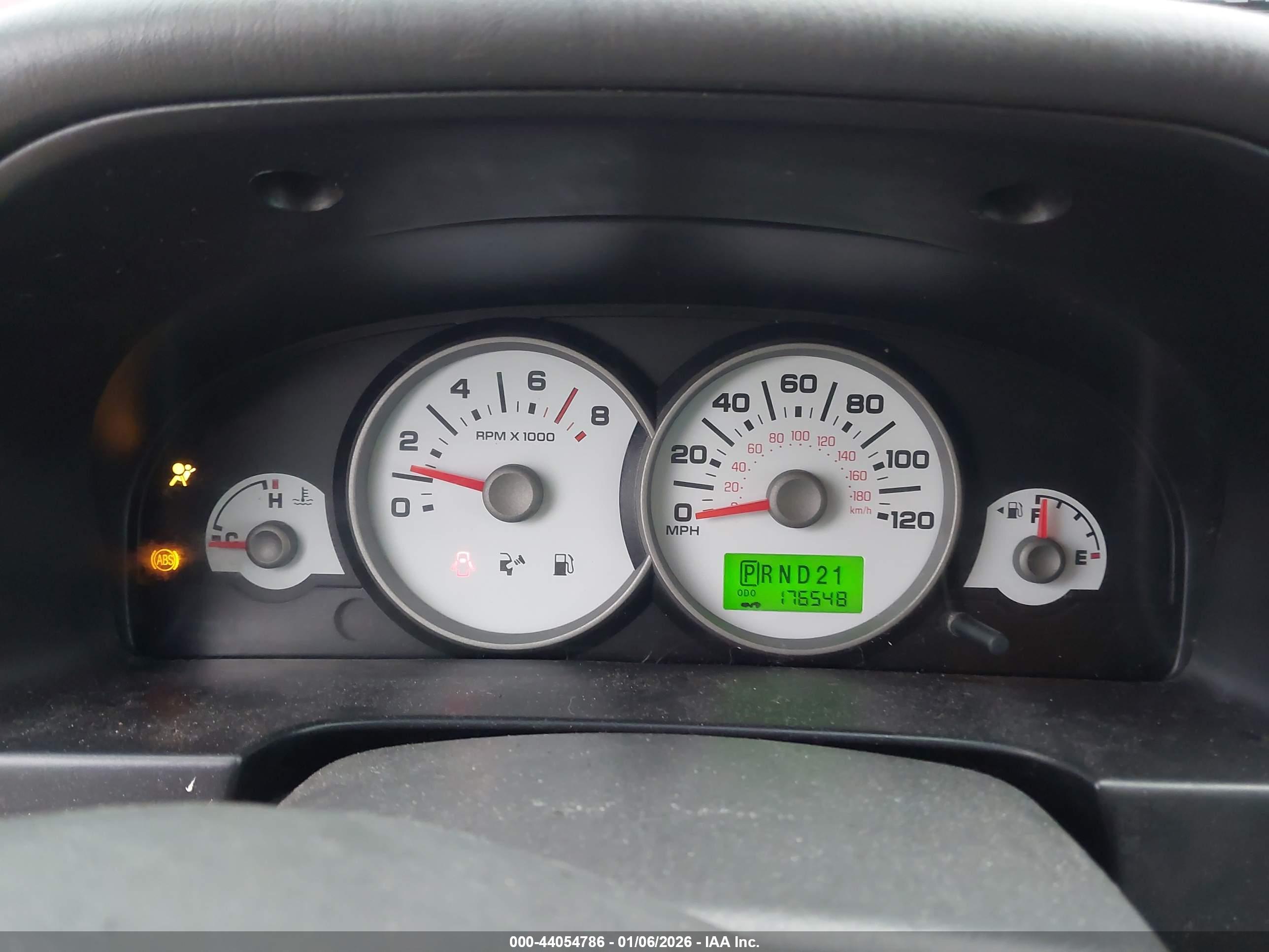 FORD ESCAPE image 7