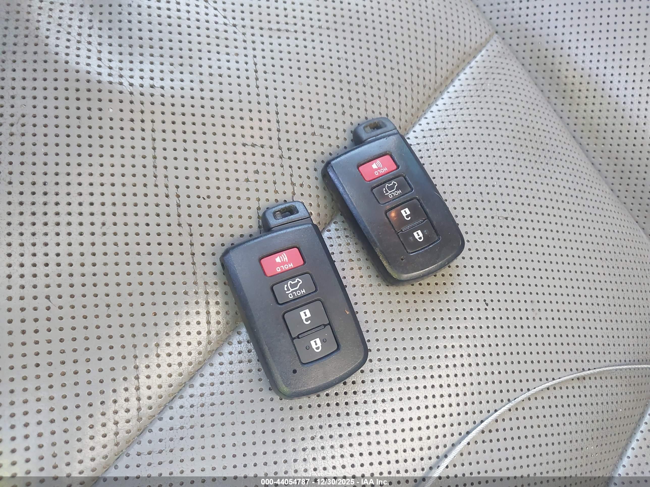 TOYOTA HIGHLANDER image 11