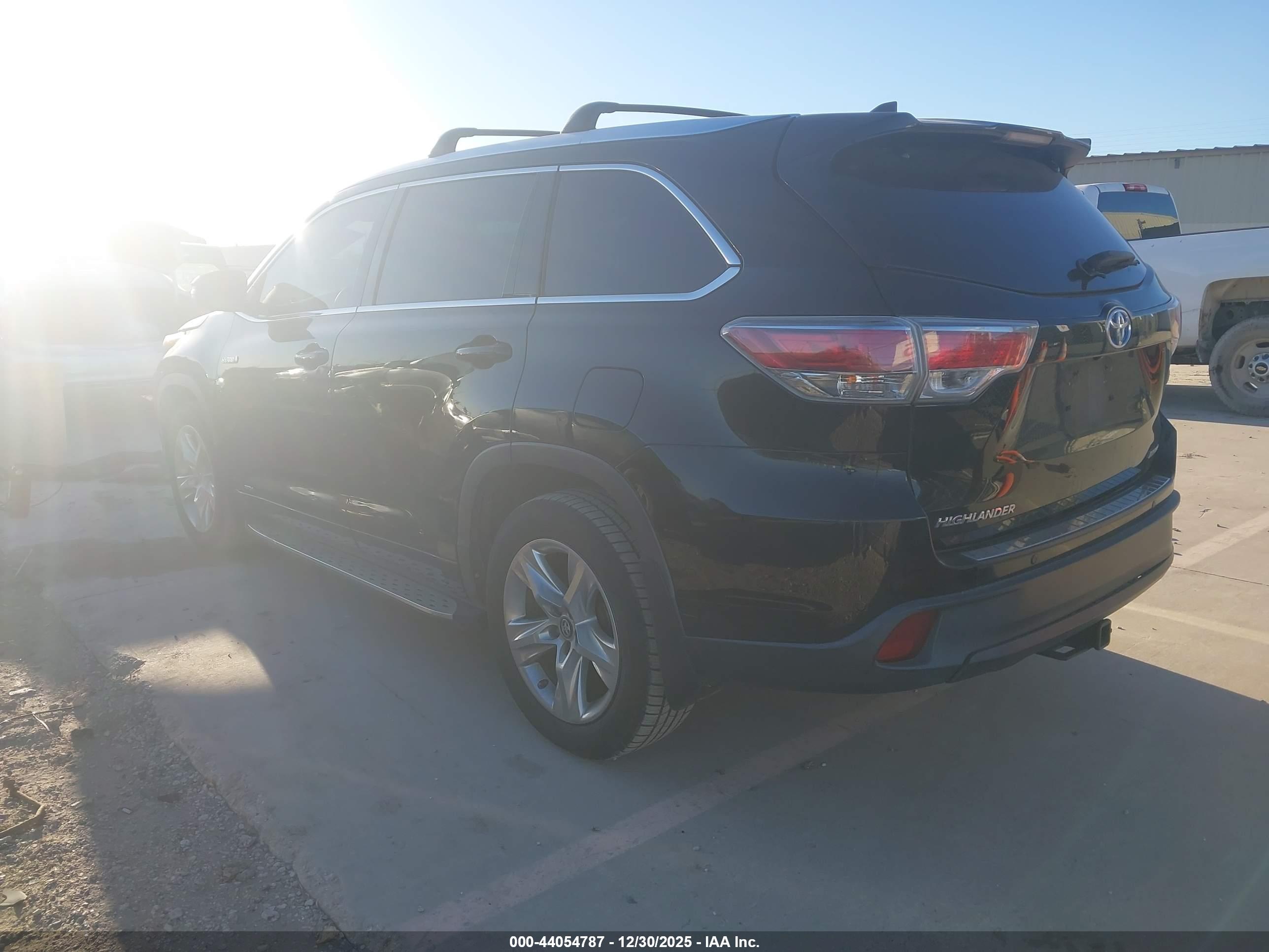 TOYOTA HIGHLANDER image 3