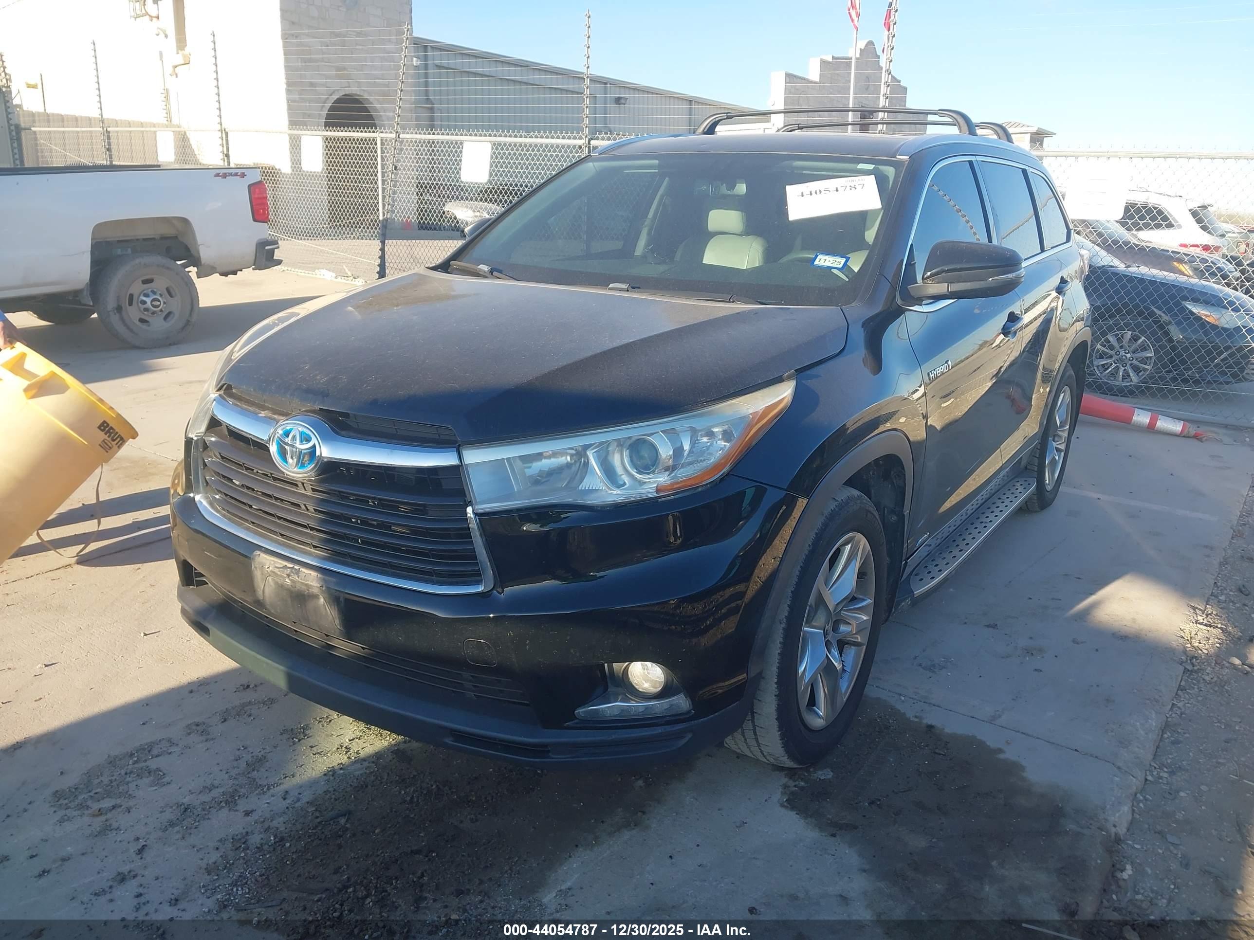 TOYOTA HIGHLANDER image 6