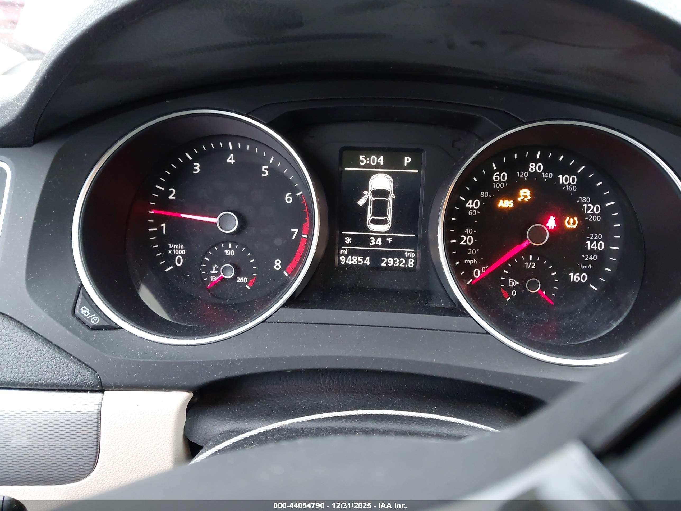 VOLKSWAGEN JETTA image 7