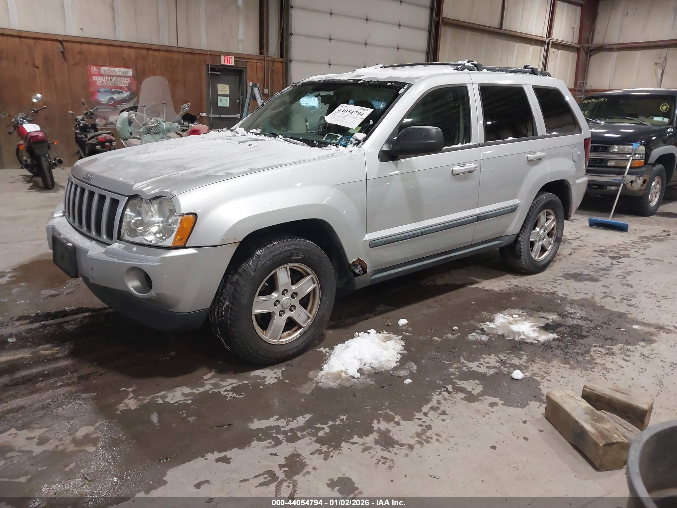JEEP GRAND image 2