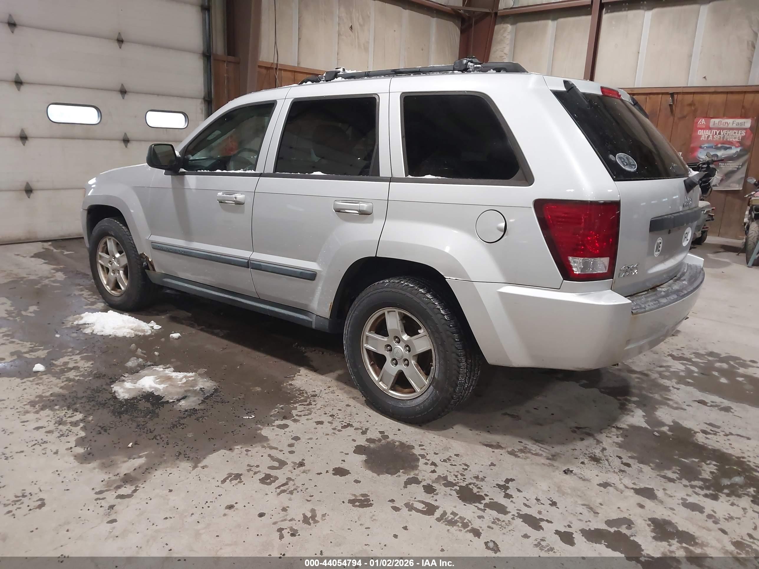 JEEP GRAND image 3