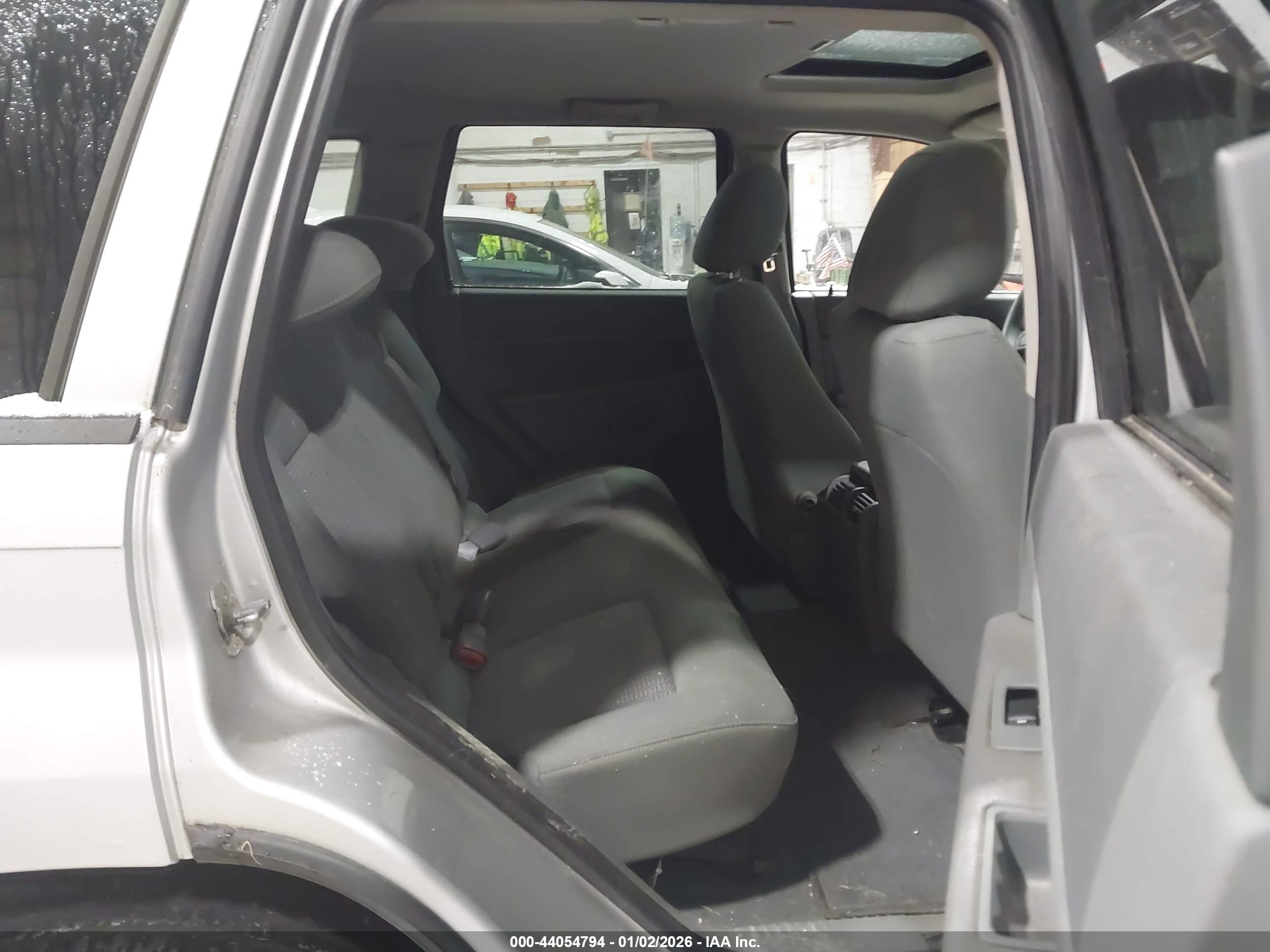 JEEP GRAND image 8