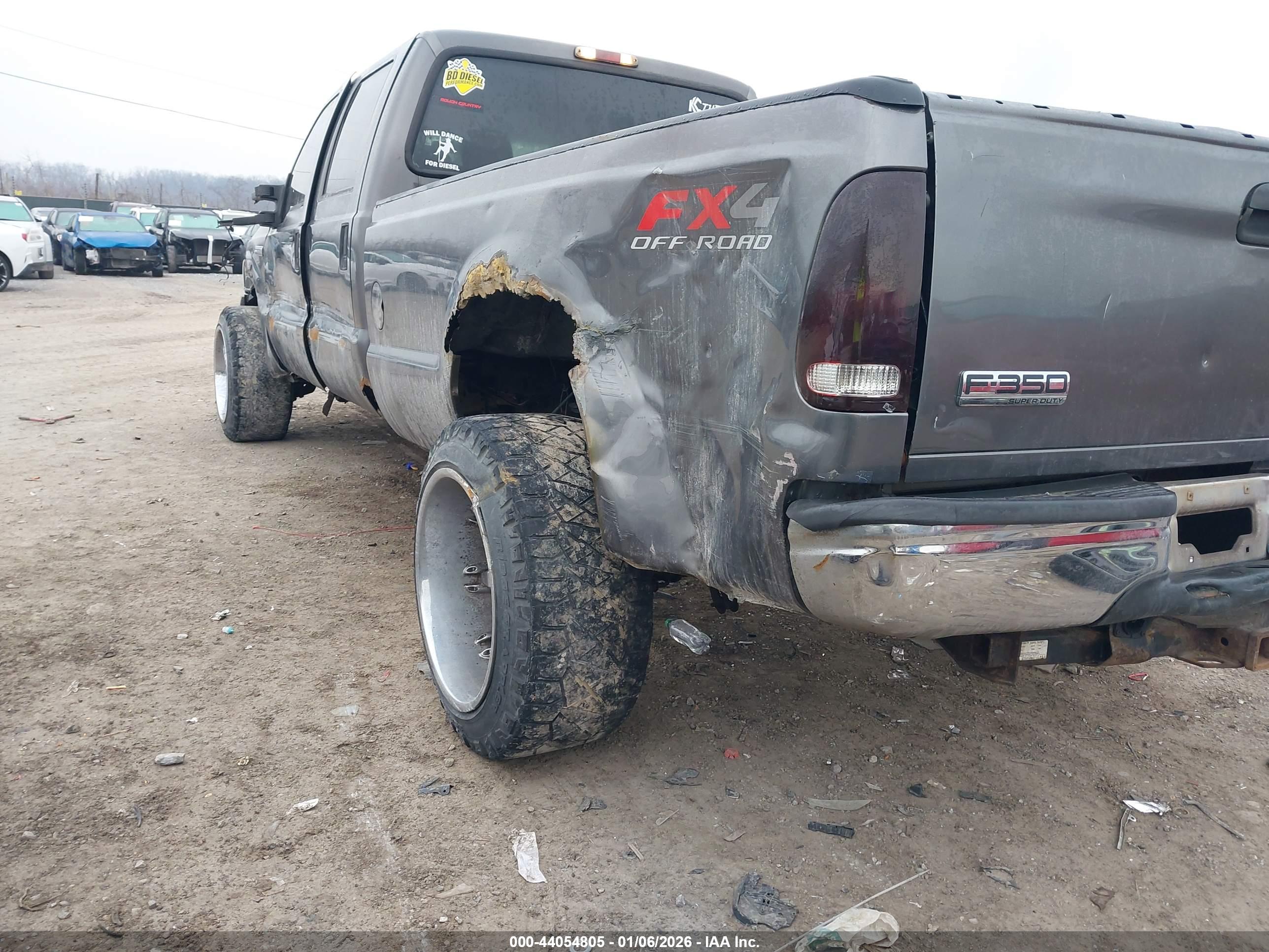 FORD F-350 image 6