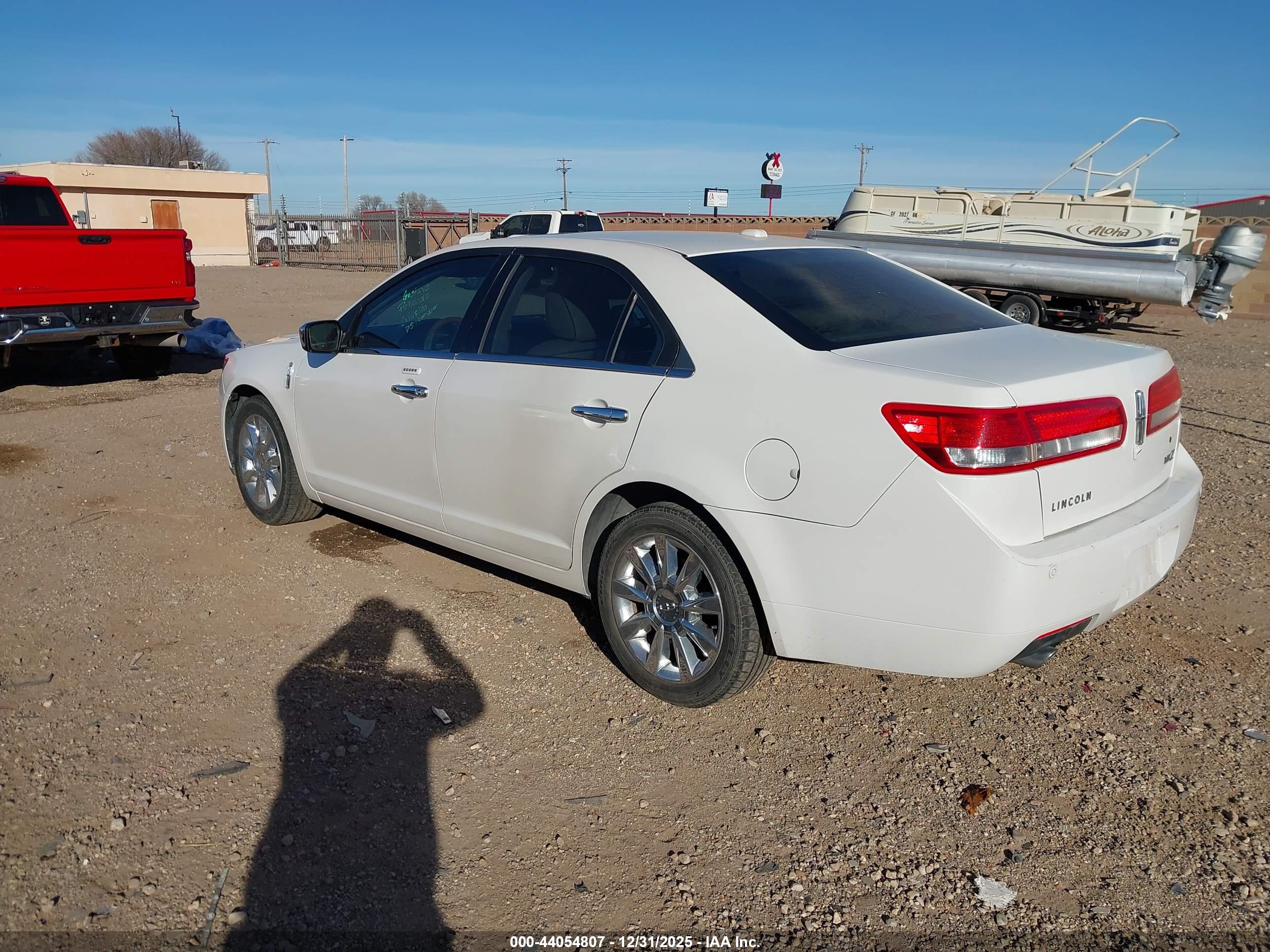 LINCOLN MKZ image 3
