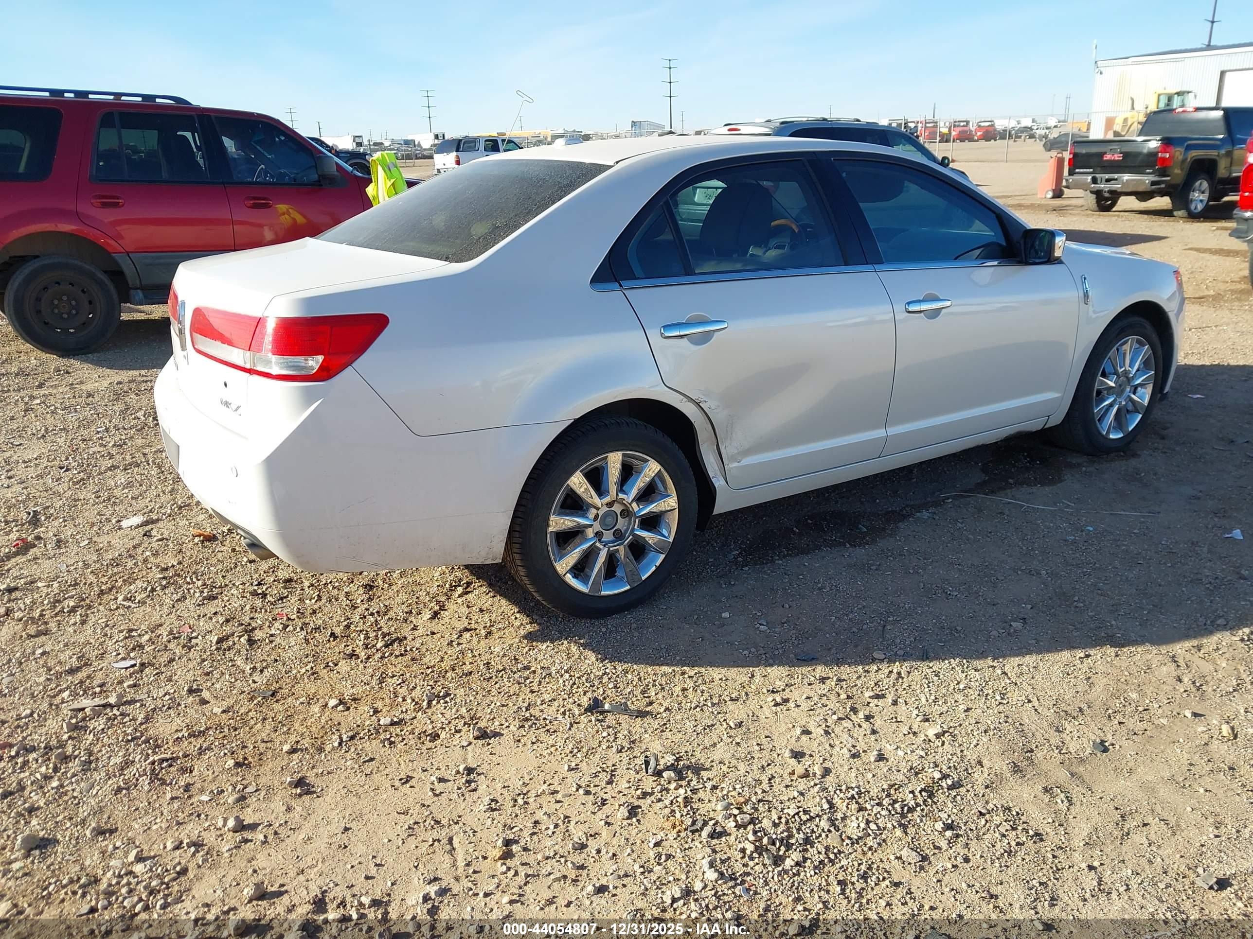 LINCOLN MKZ image 4