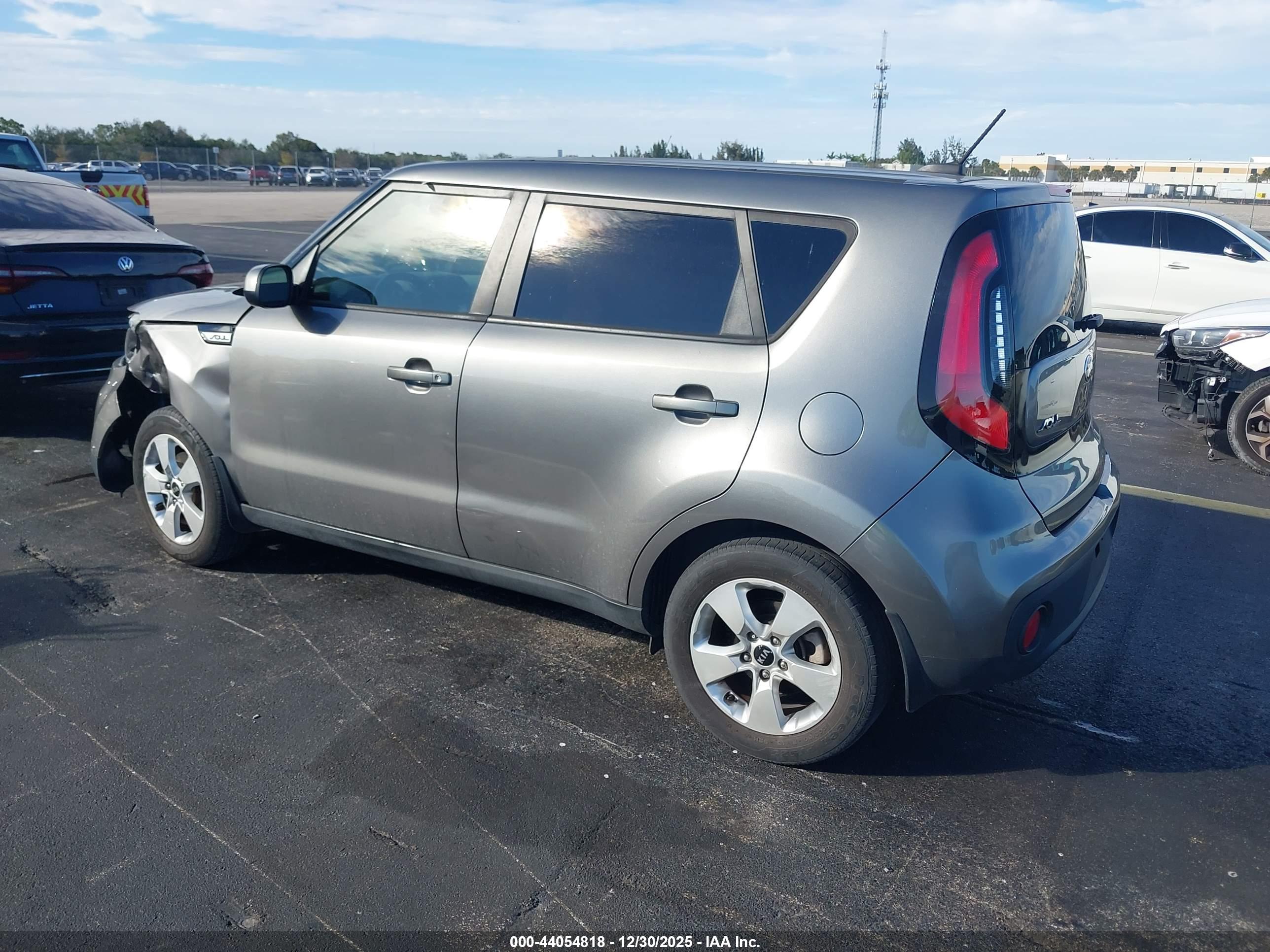 KIA SOUL image 3
