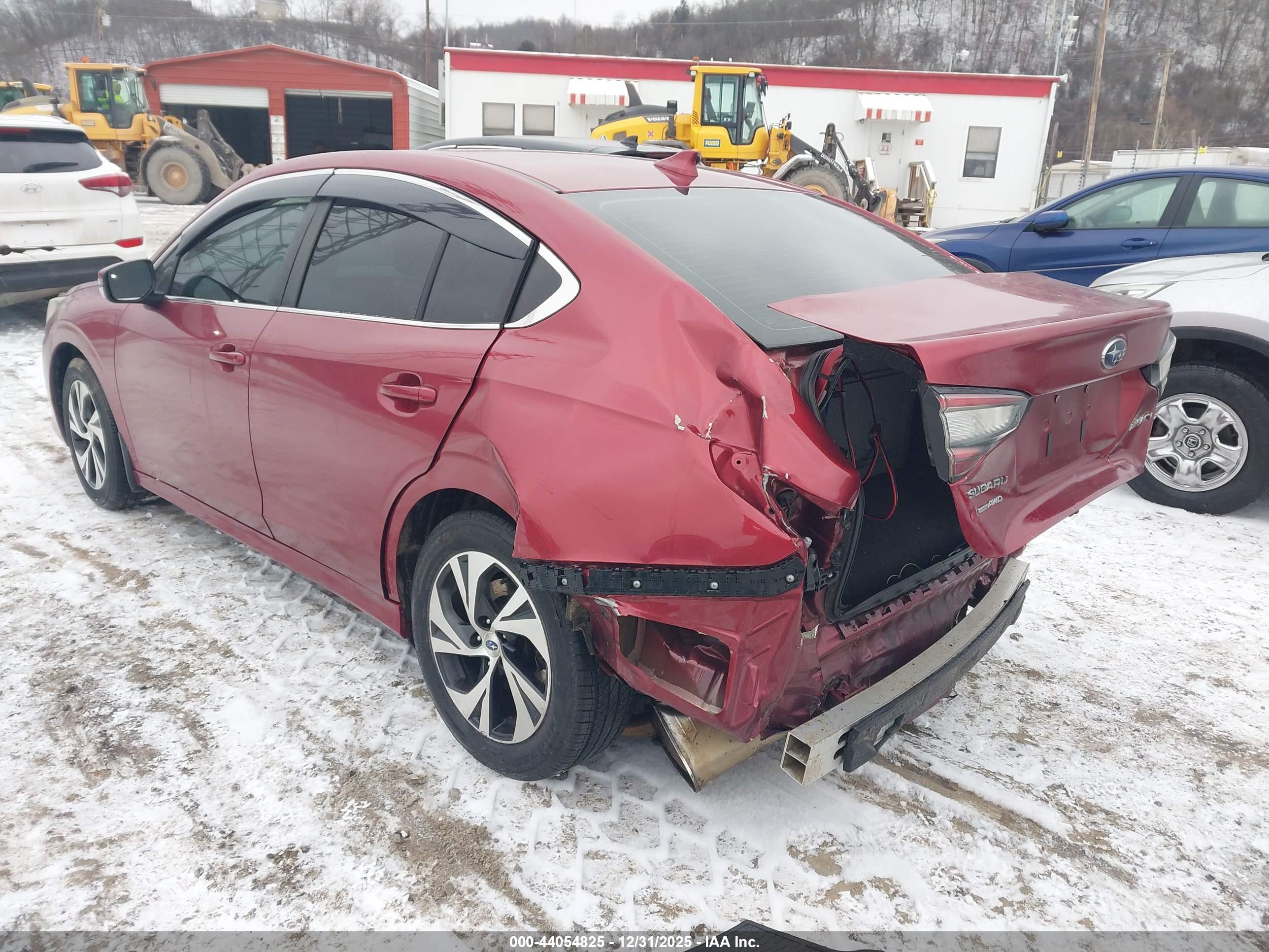SUBARU LEGACY image 3