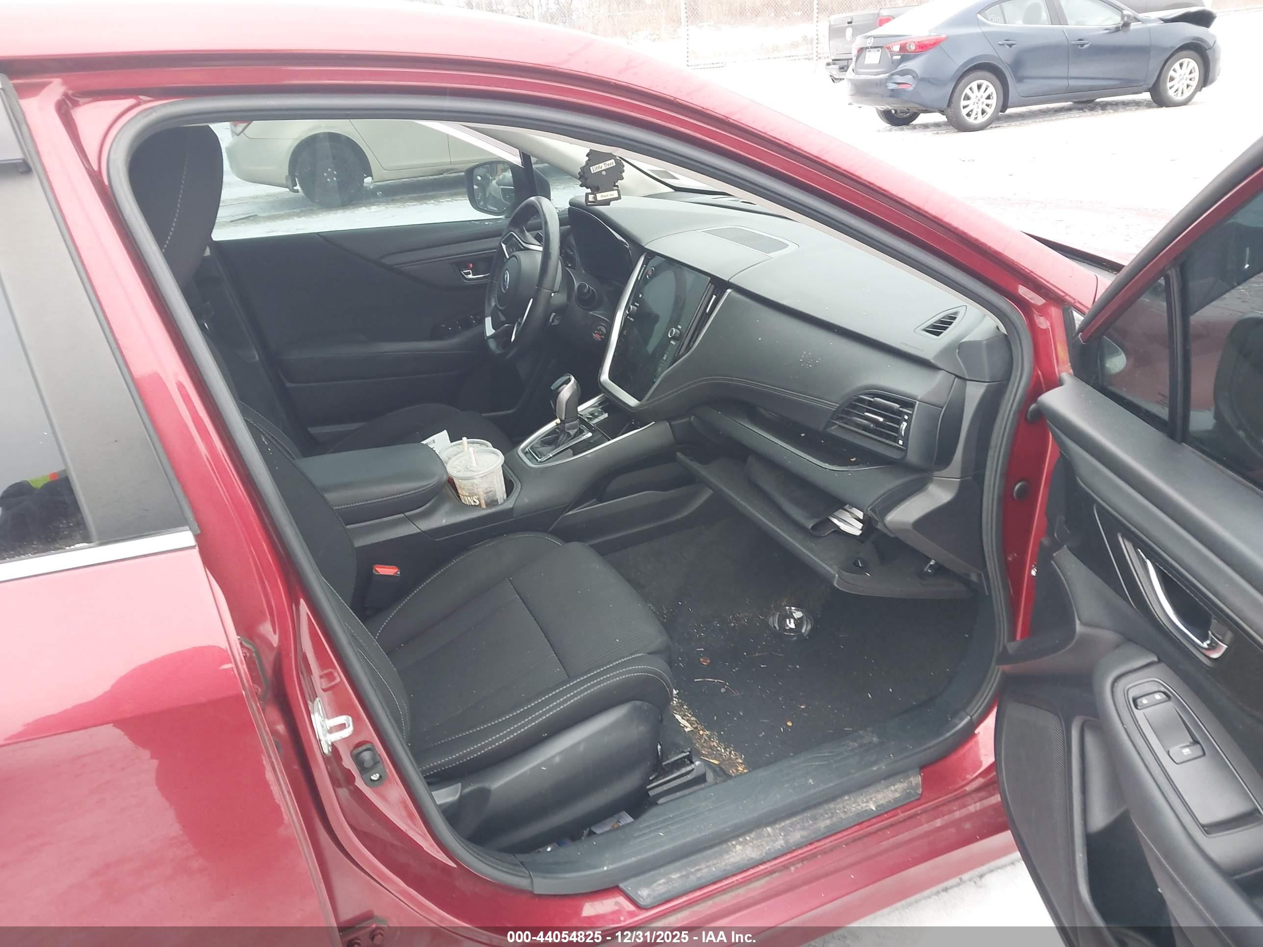 SUBARU LEGACY image 5