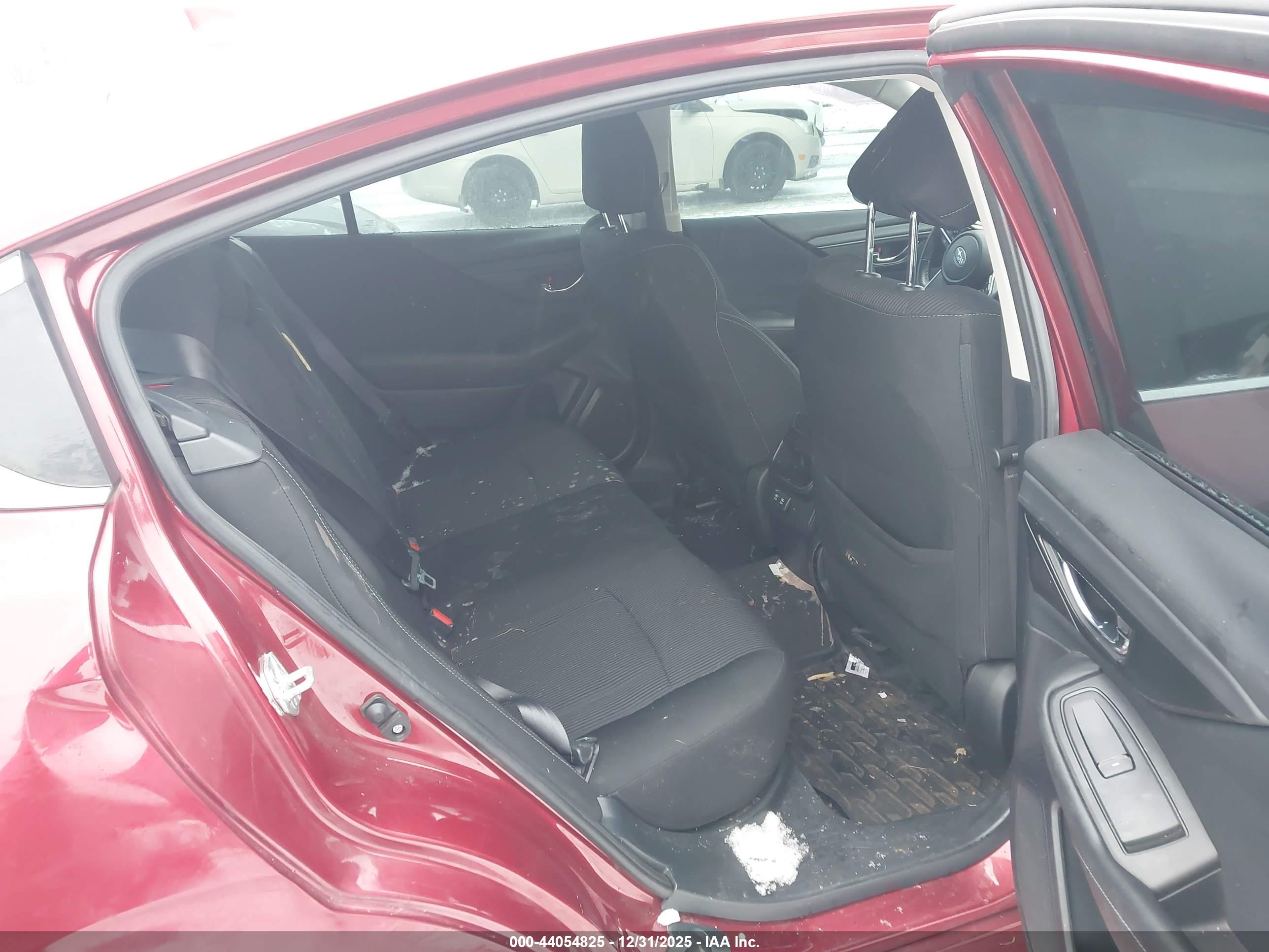 SUBARU LEGACY image 8