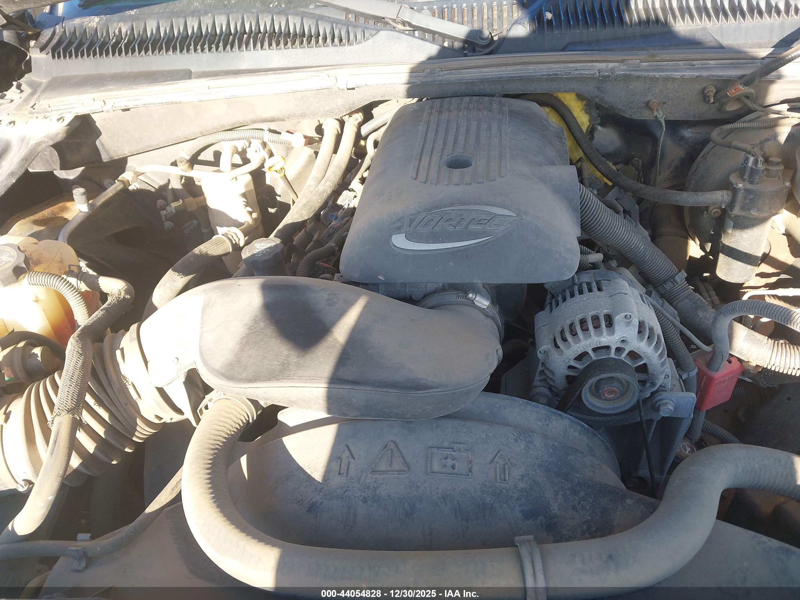 CHEVROLET SILVERADO image 10