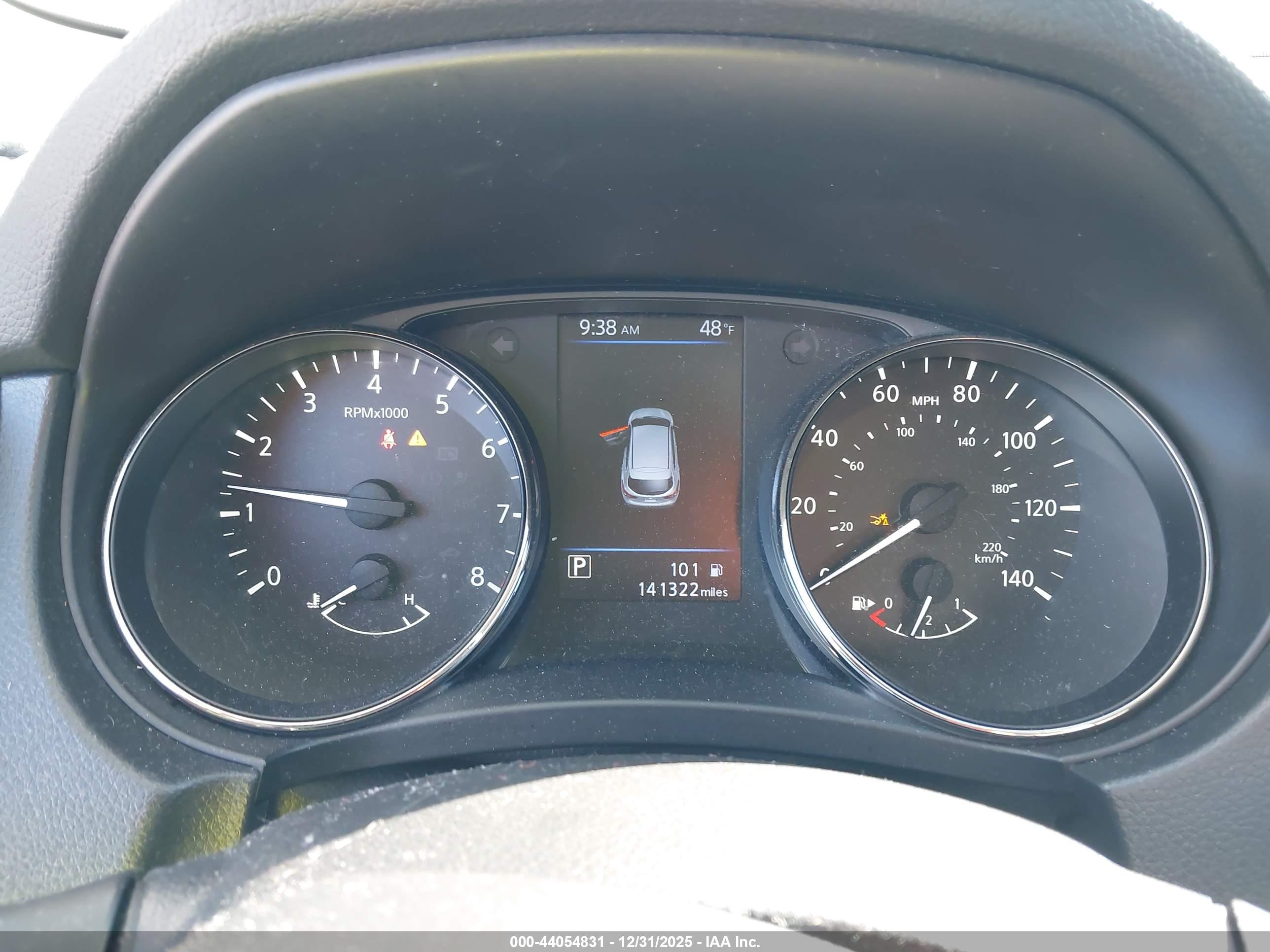 NISSAN ROGUE image 7