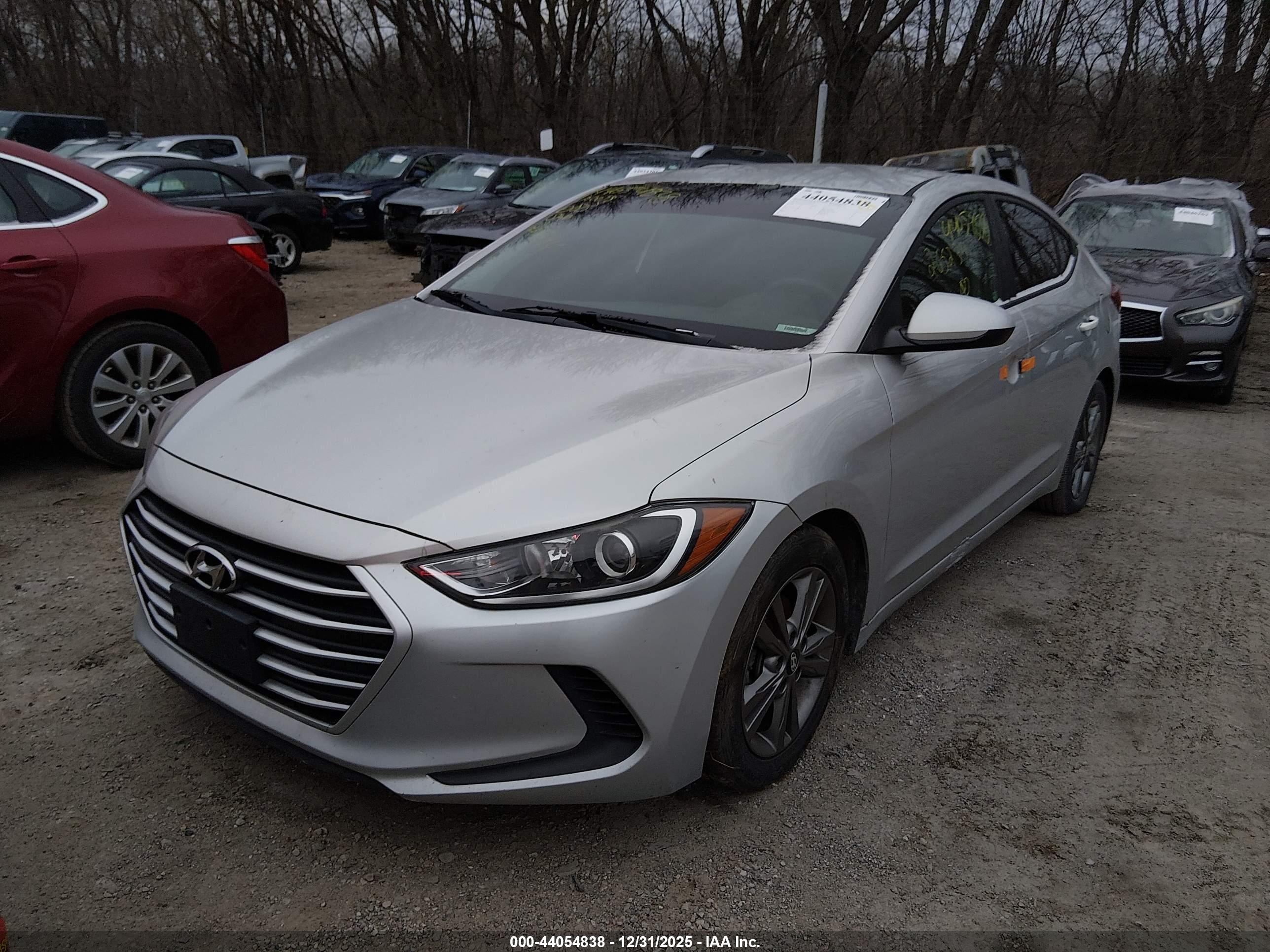 HYUNDAI ELANTRA image 2