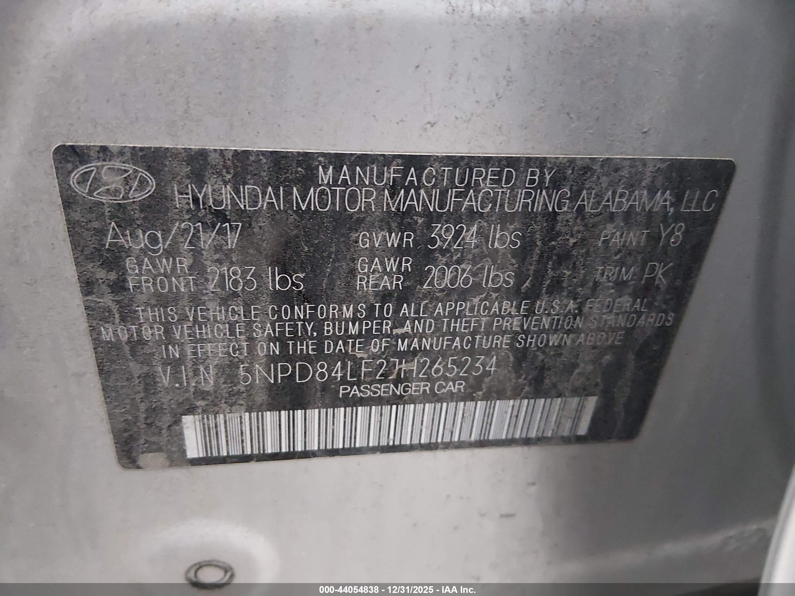 HYUNDAI ELANTRA image 9