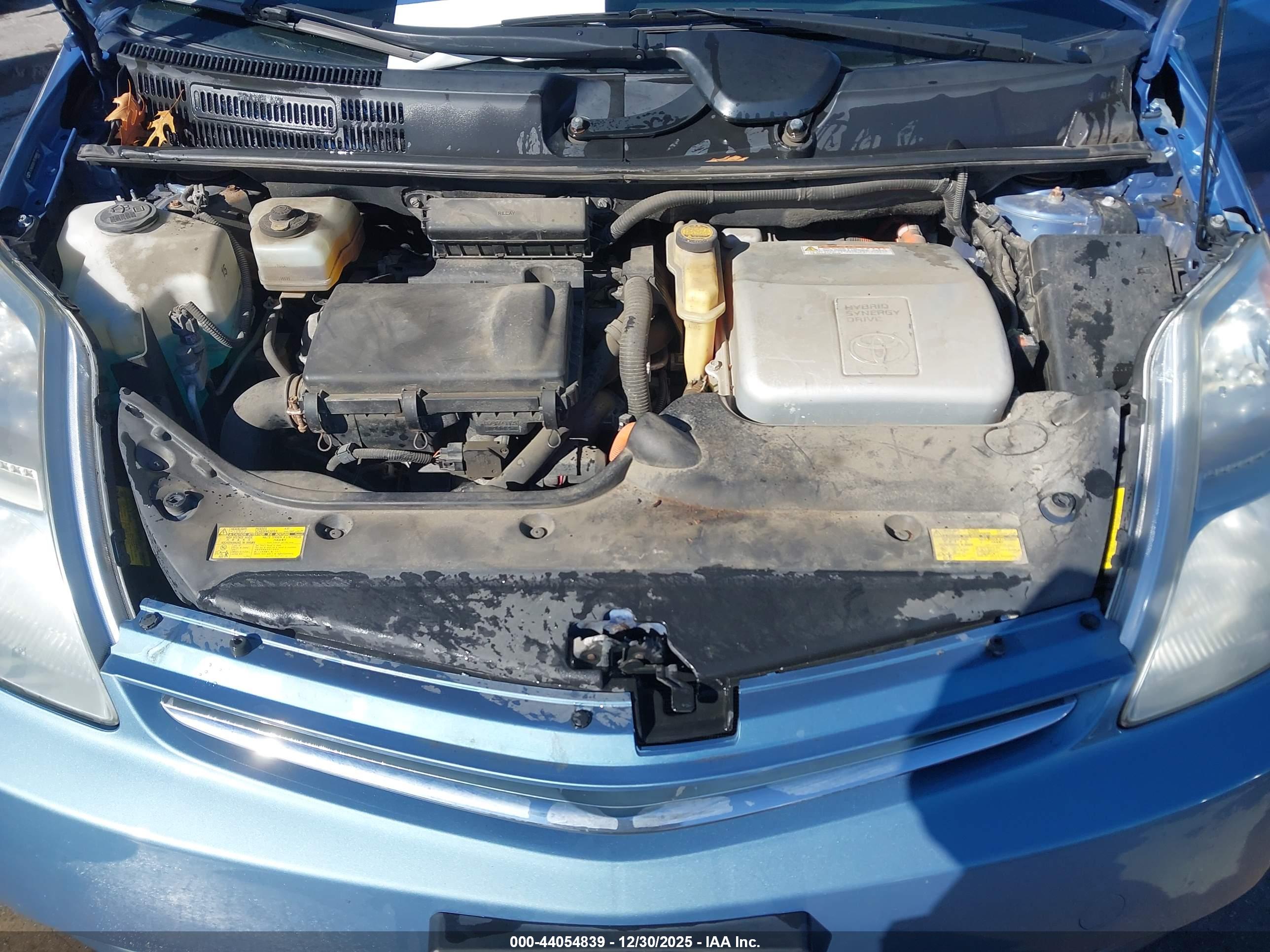 TOYOTA PRIUS image 10
