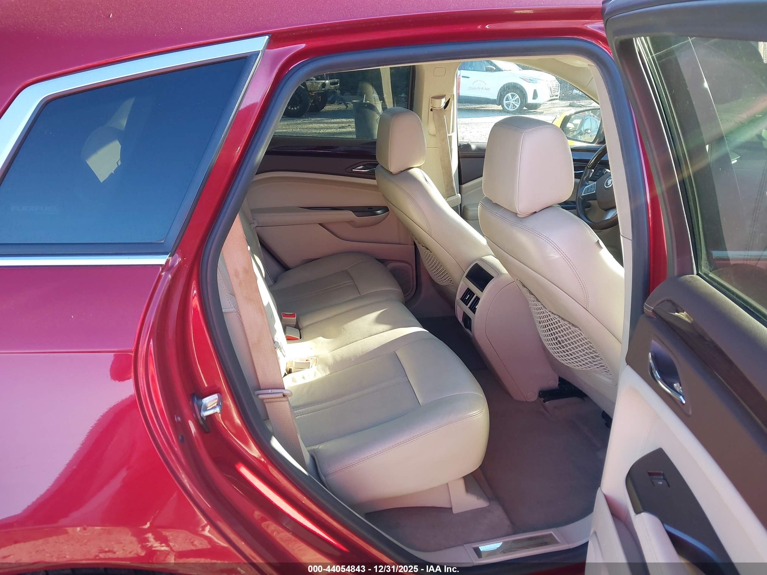 CADILLAC SRX image 8