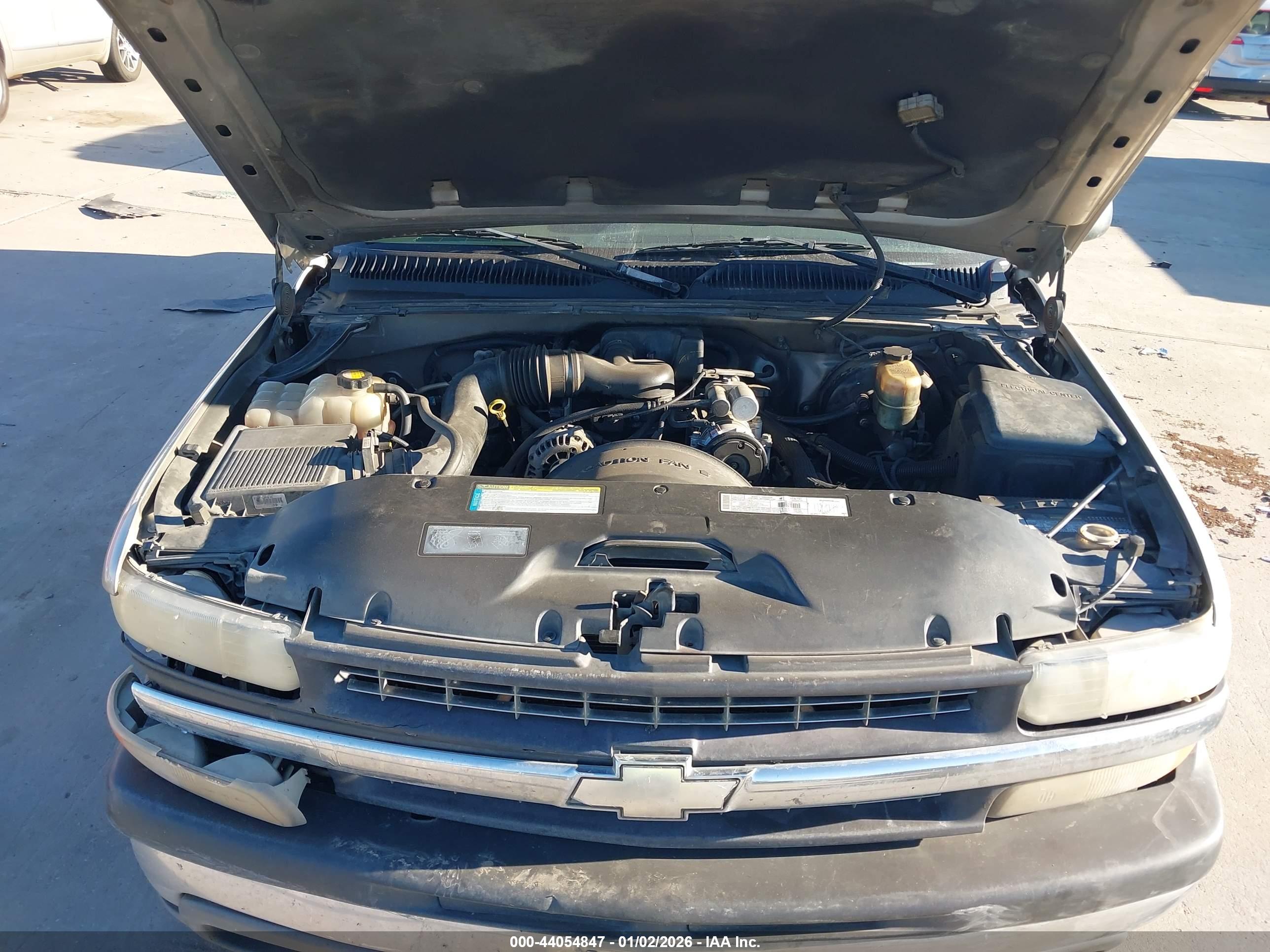 CHEVROLET SILVERADO image 10
