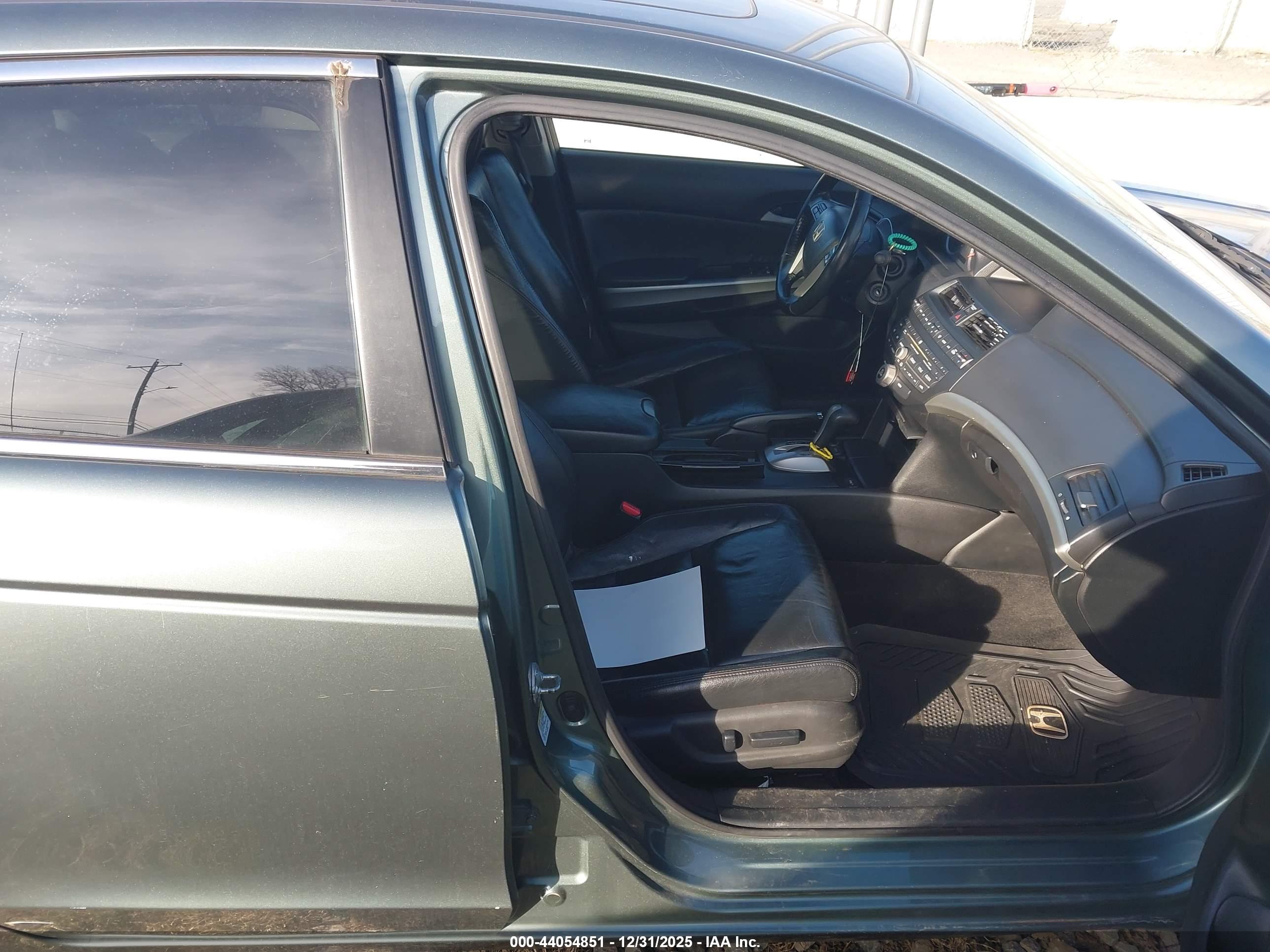 HONDA ACCORD image 5