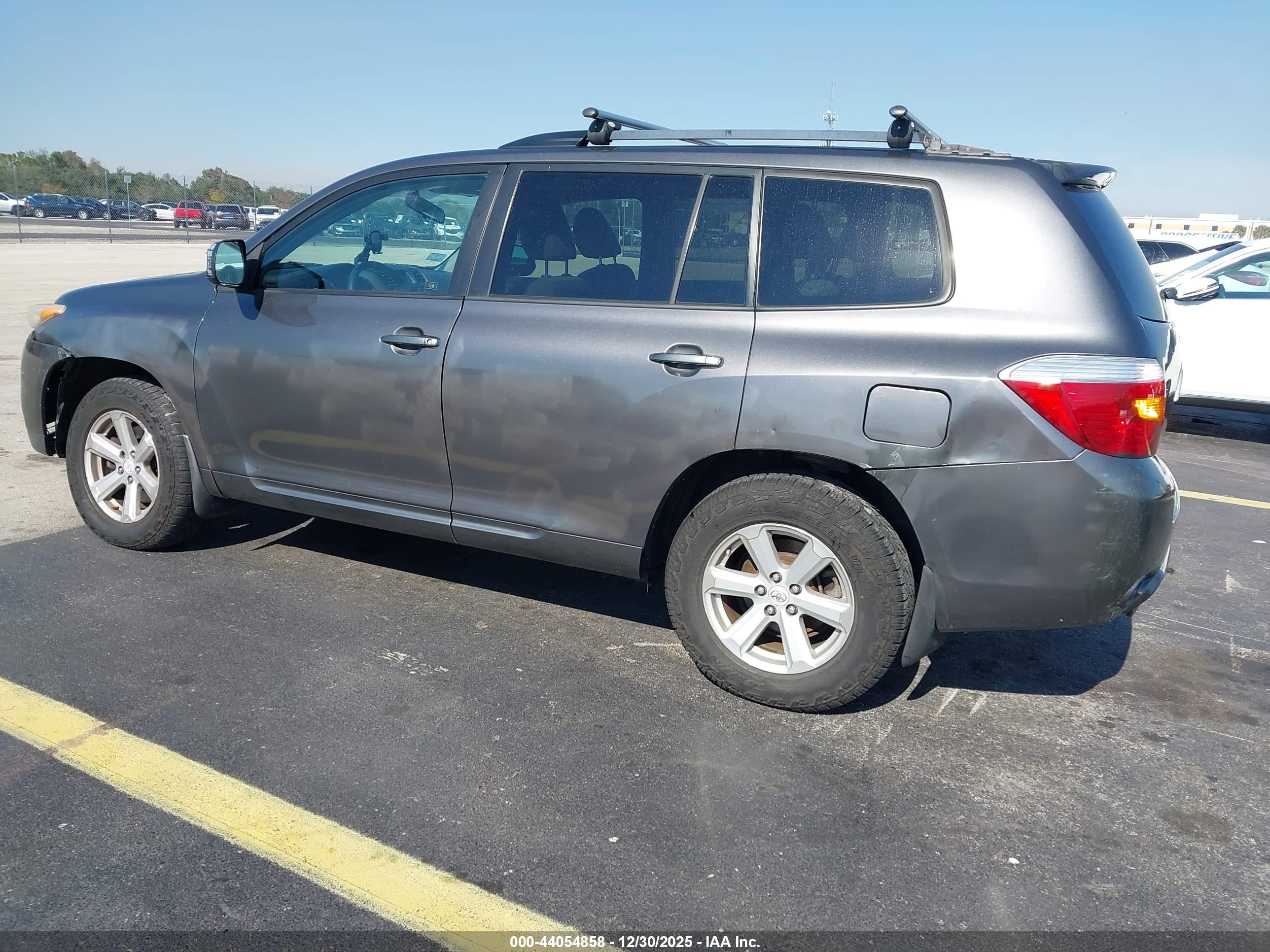 TOYOTA HIGHLANDER image 3