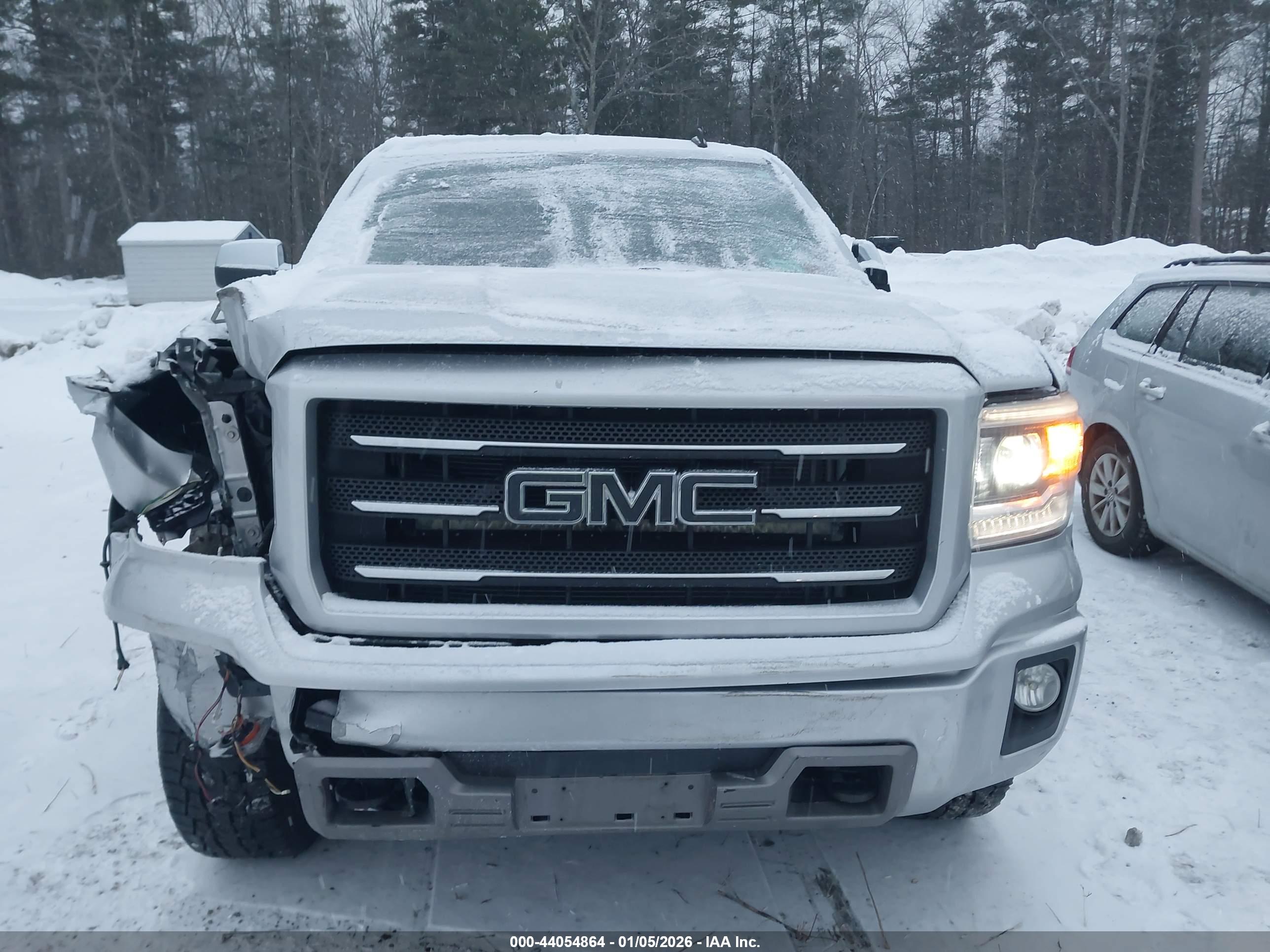 GMC SIERRA image 6