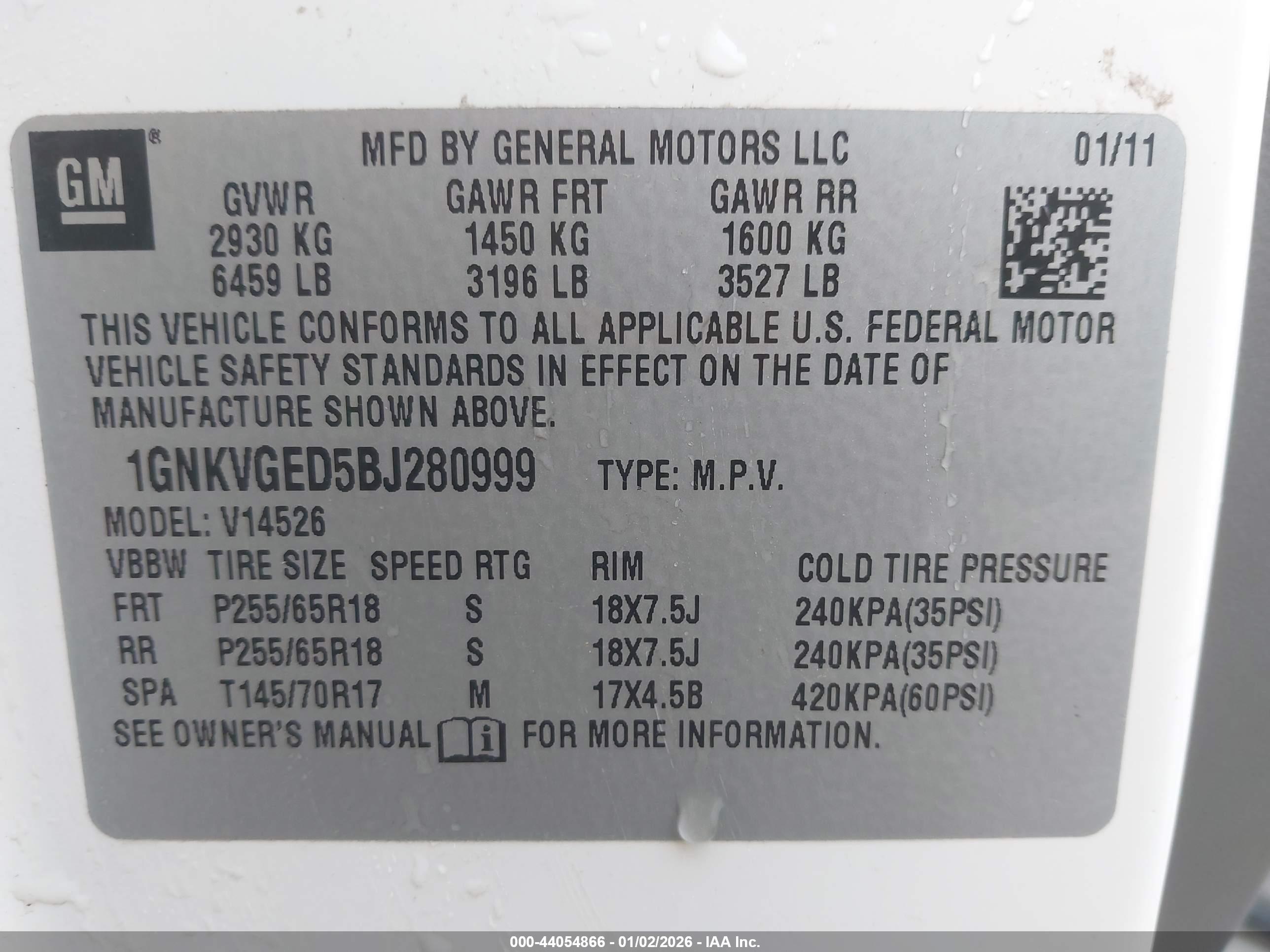 CHEVROLET TRAVERSE image 9