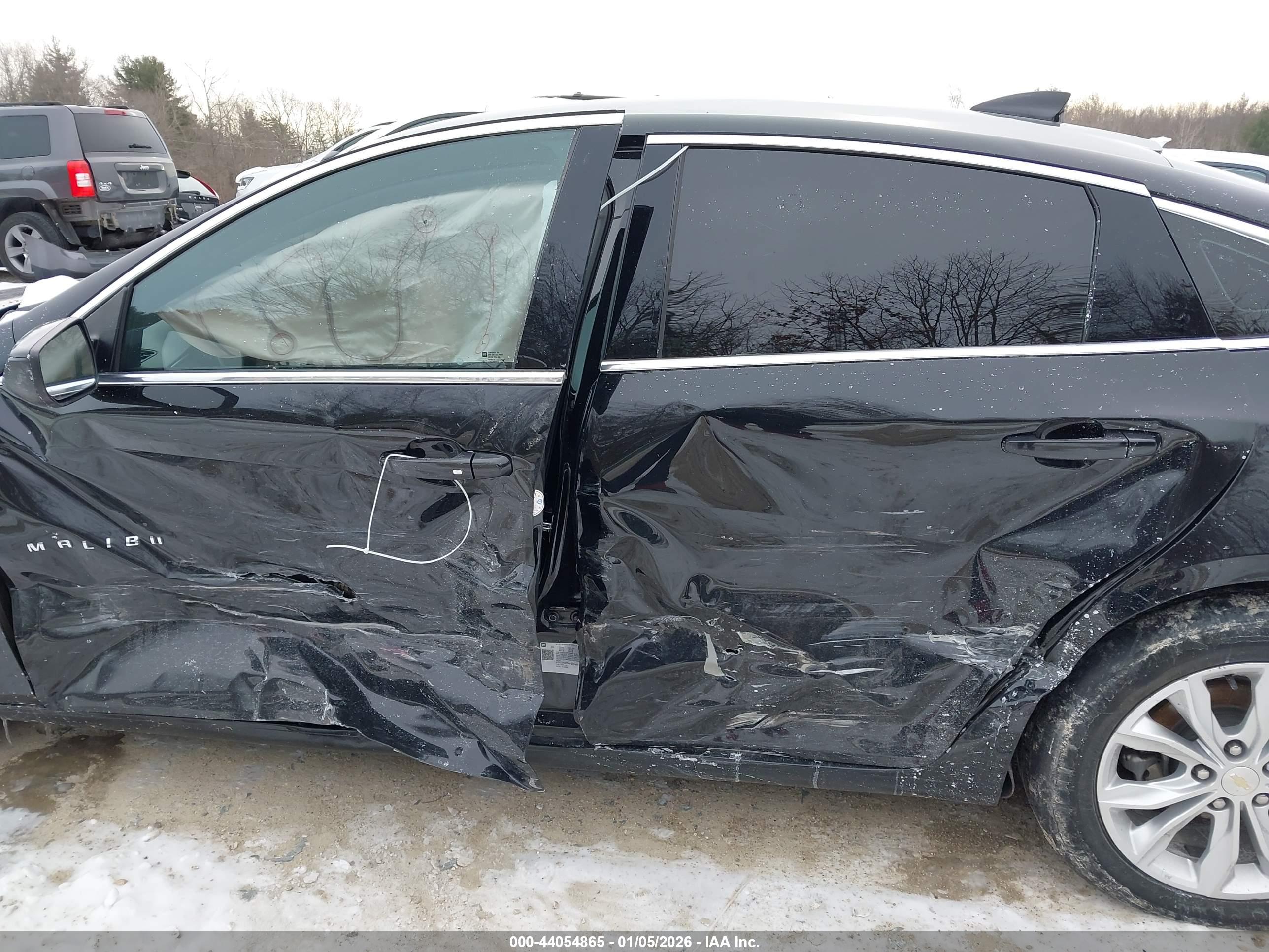 CHEVROLET MALIBU image 6