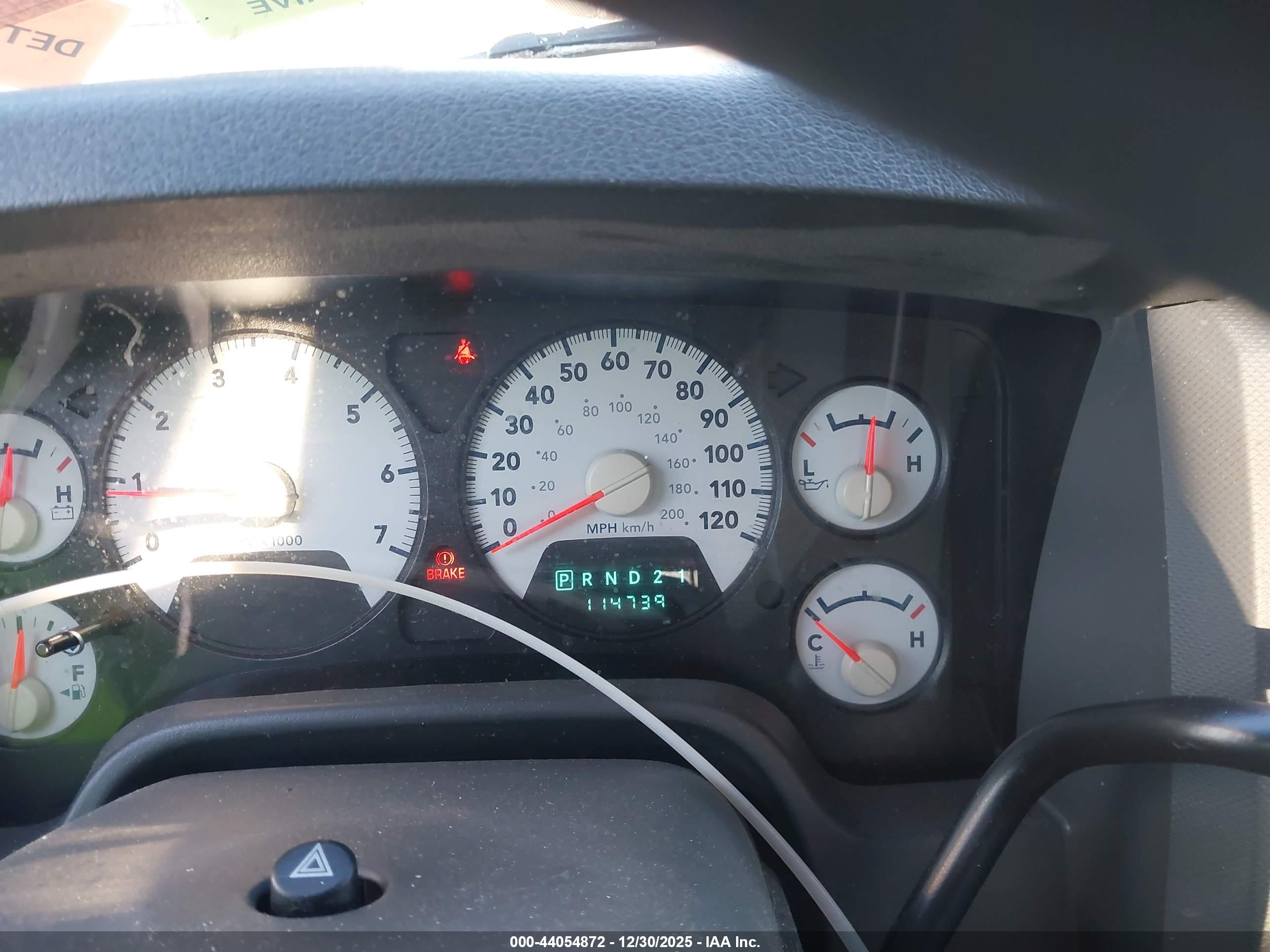 DODGE RAM image 7