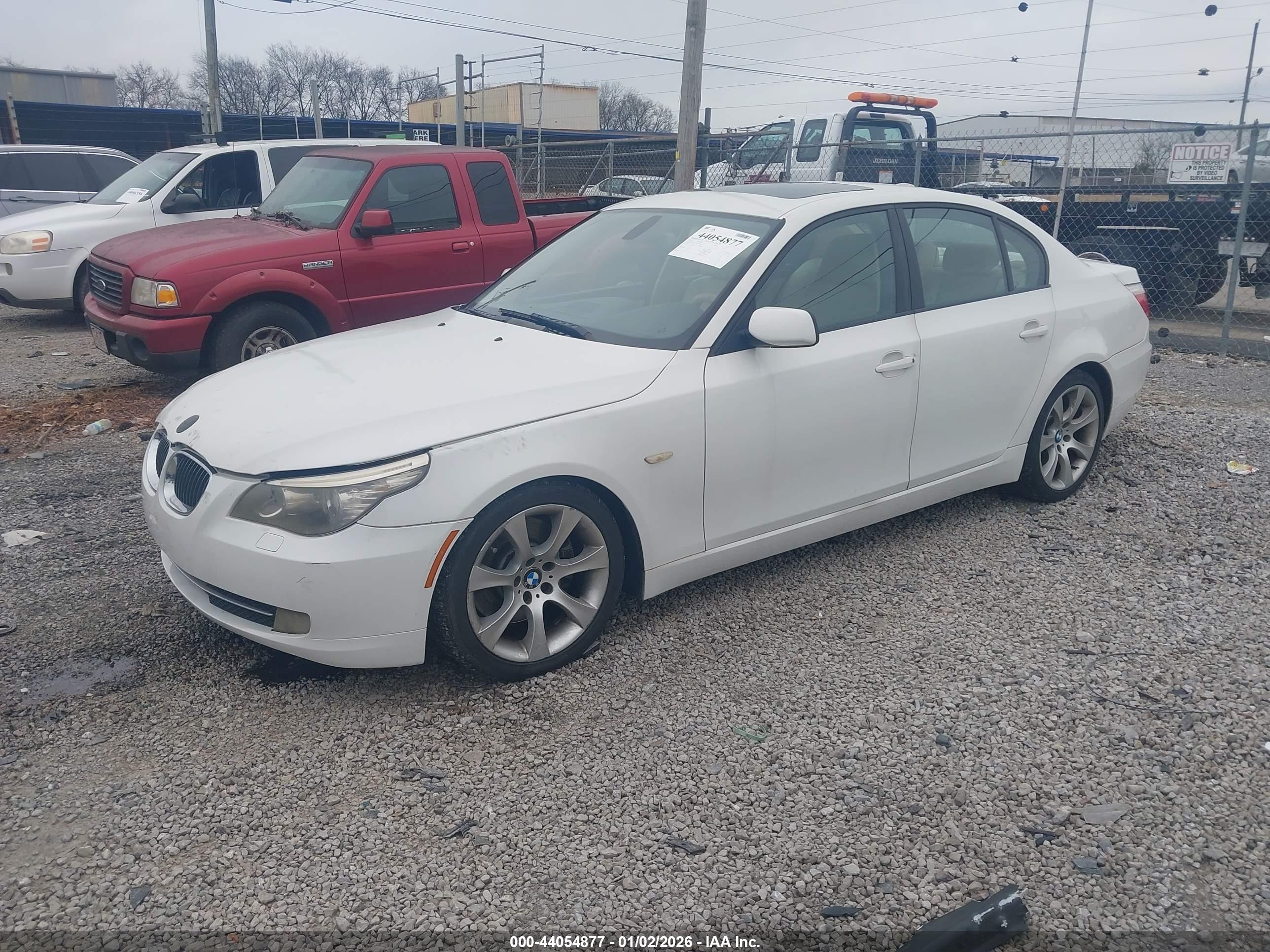 BMW 535I image 2