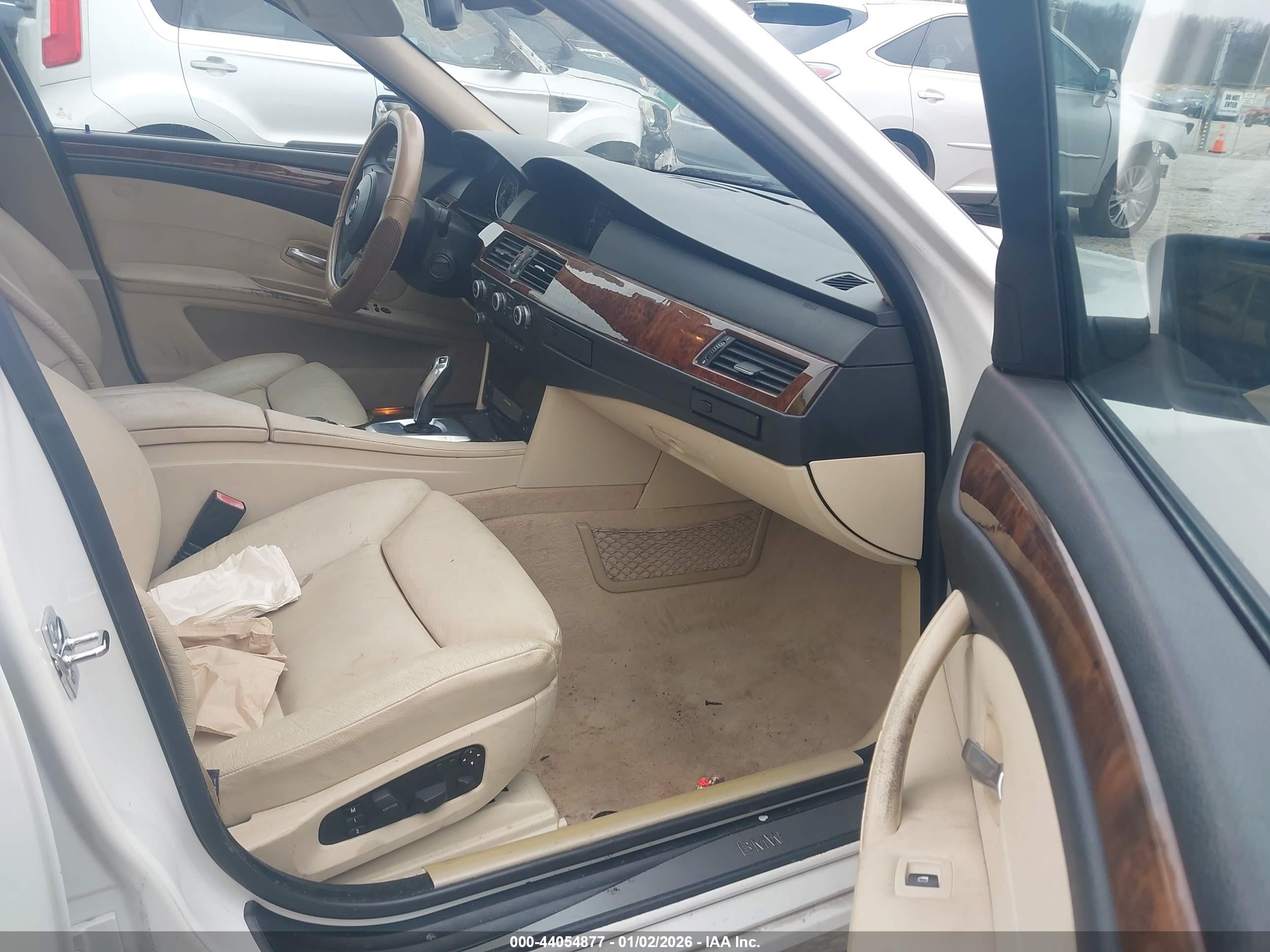 BMW 535I image 5