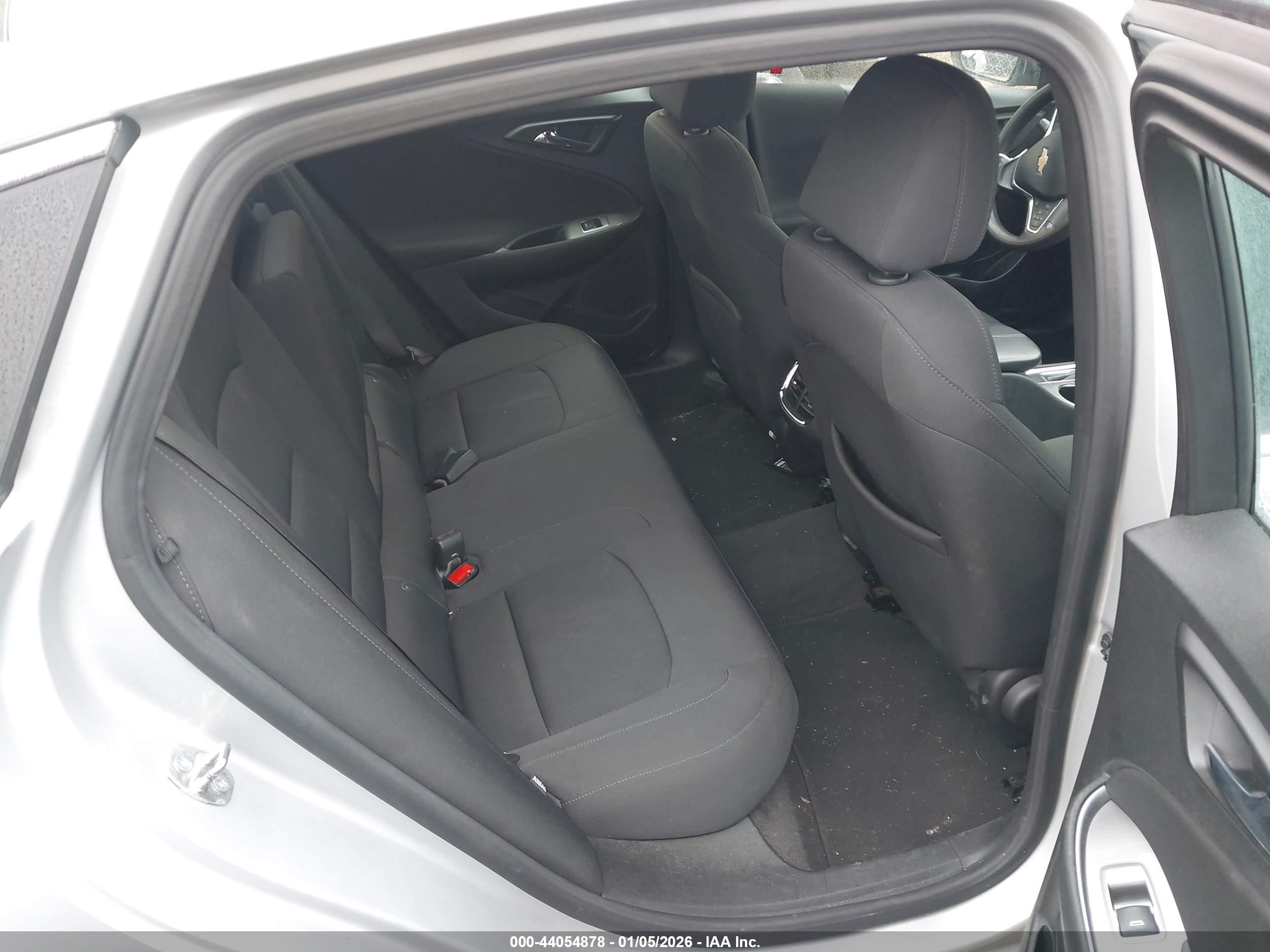 CHEVROLET MALIBU image 8