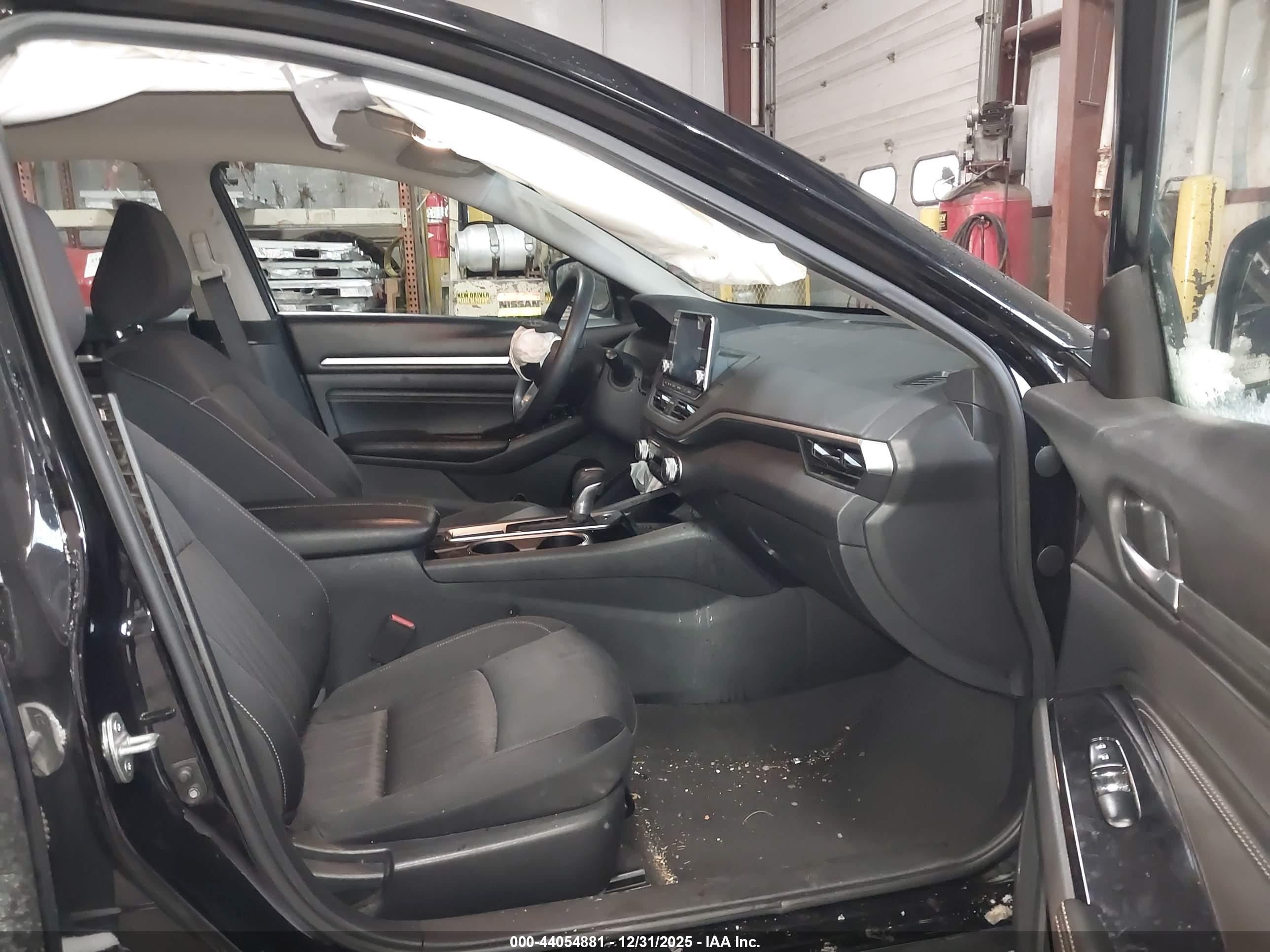NISSAN ALTIMA image 5