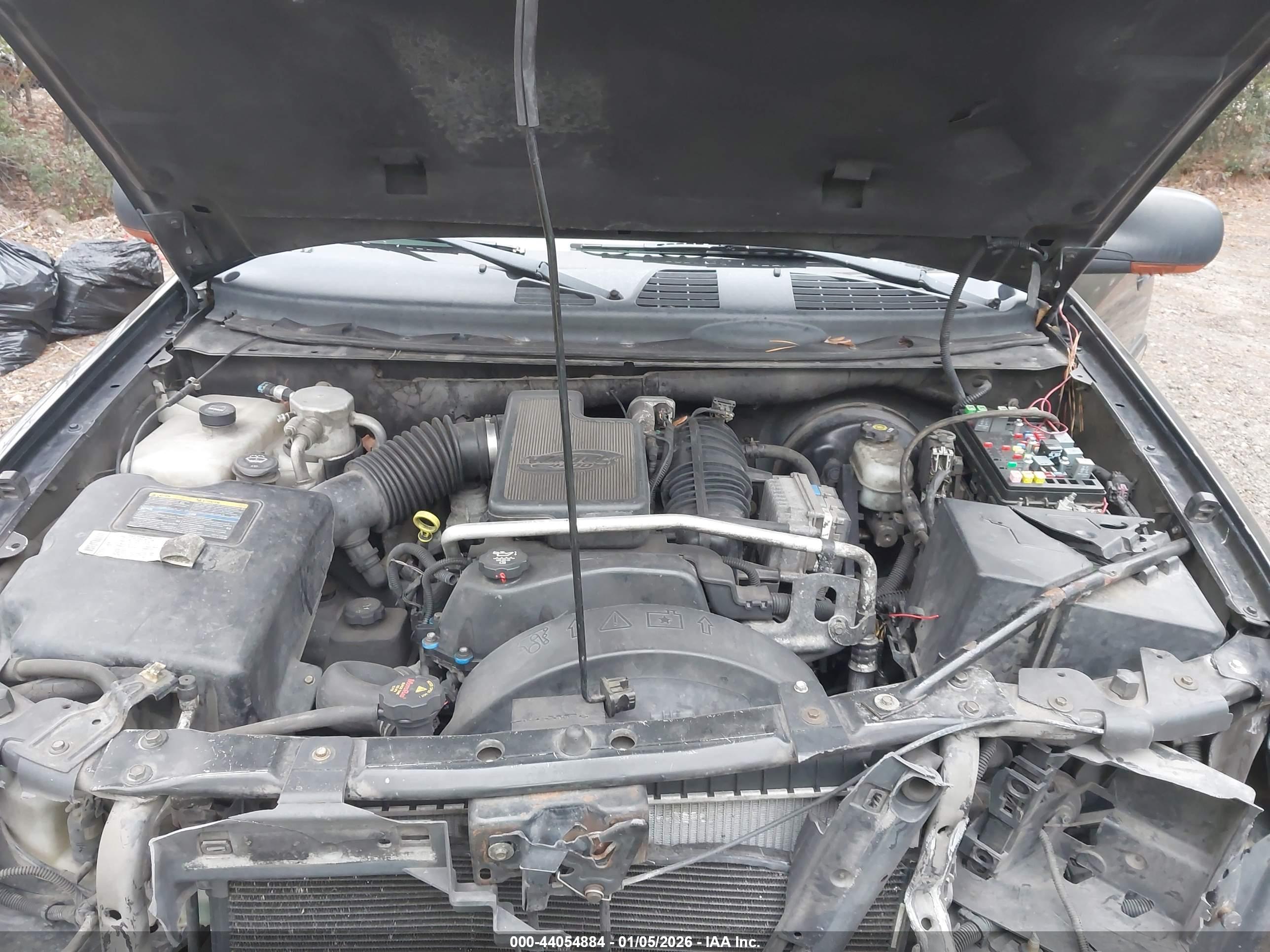 GMC ENVOY image 10