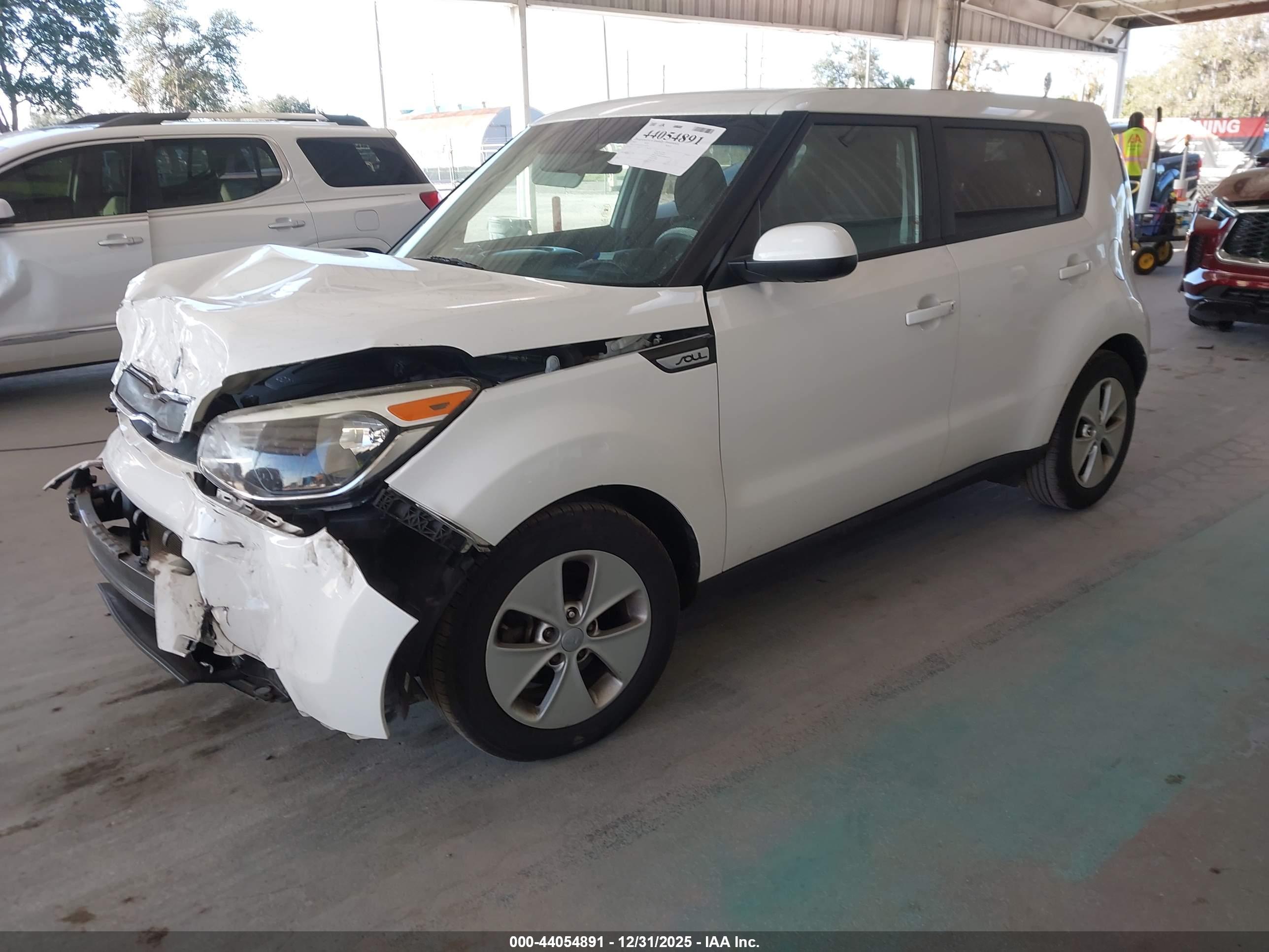 KIA SOUL image 2