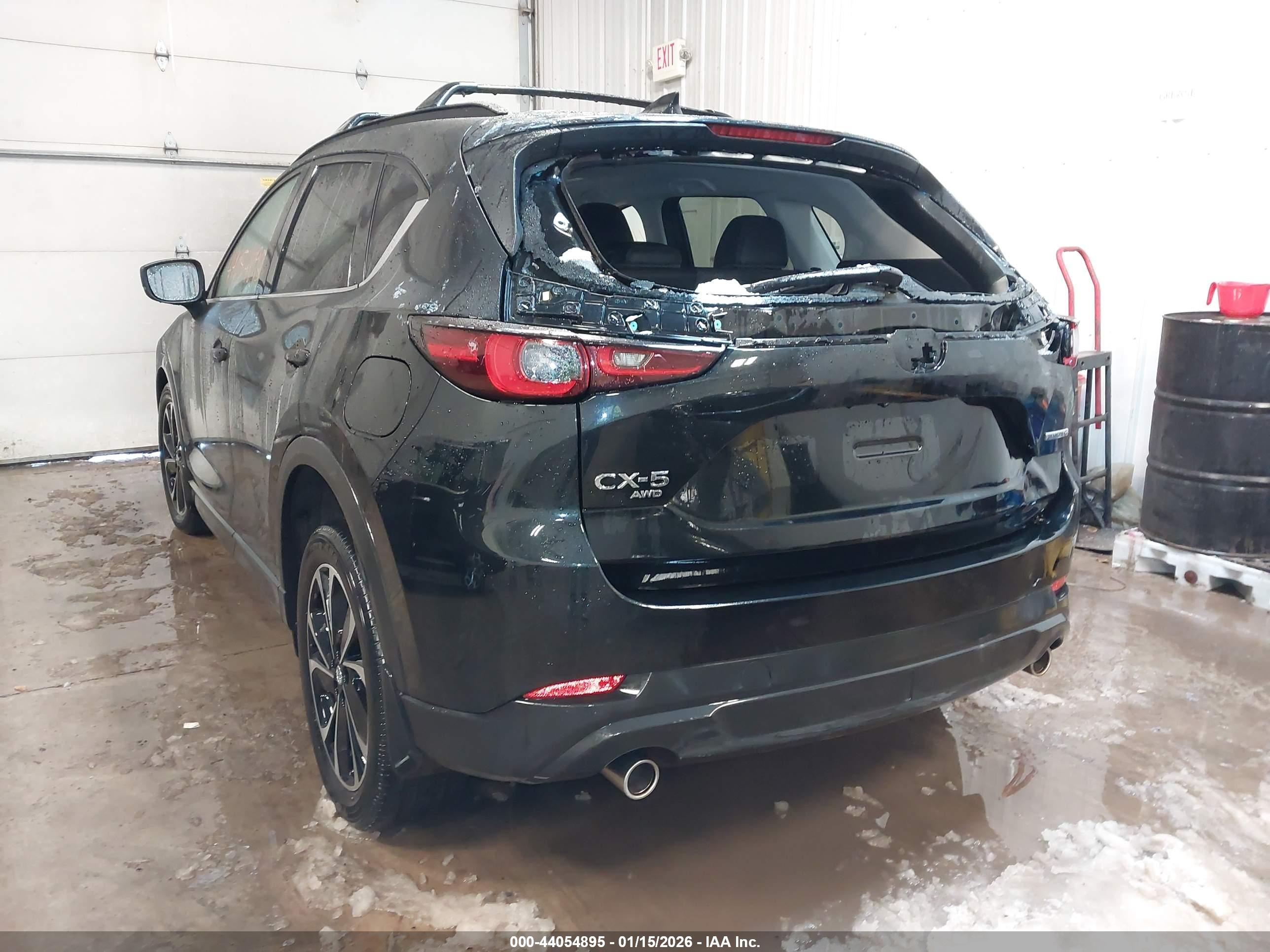 MAZDA CX-5 image 3
